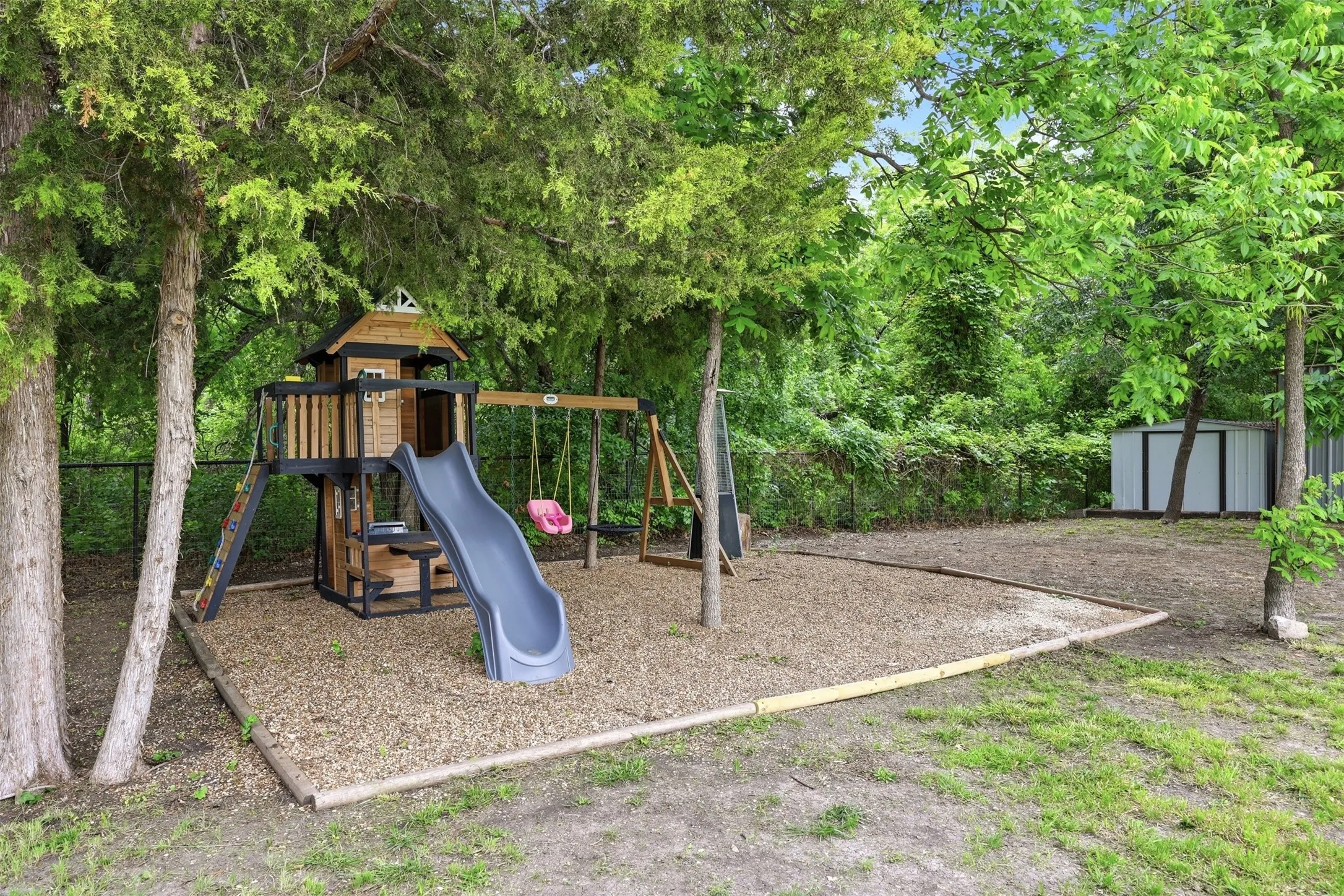 Single Family Residence For Sale in Parker County , 258 Spring Valley Circle, Azle, Texas 76020, 2 Bedroom, 1 Bathroom, Garage spaces, 1,106 Sqft, built in 0, mls#21265491, Real Estate Agent in Azle, Homes For Sale in Parker county, Homes For Sale in Azle, Realtor in Azle Texas, Real Estate Brokerage Independent Realty Texas, Luminita Cordes Realtor