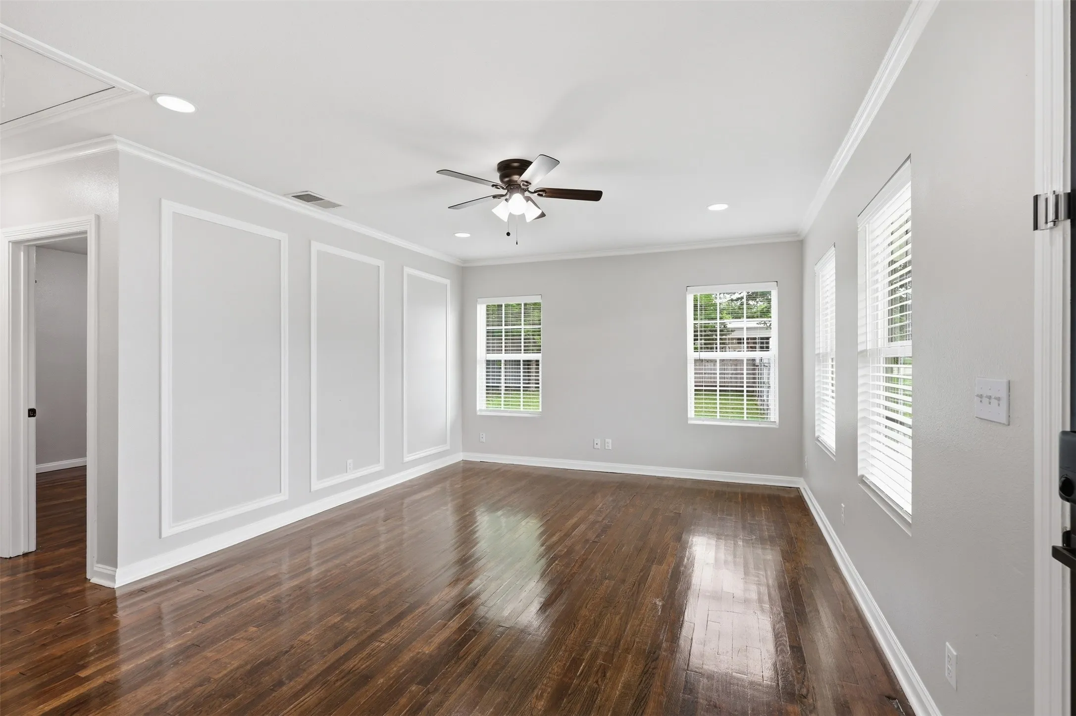 Single Family Residence For Sale in Parker County , 258 Spring Valley Circle, Azle, Texas 76020, 2 Bedroom, 1 Bathroom, Garage spaces, 1,106 Sqft, built in 0, mls#21265491, Real Estate Agent in Azle, Homes For Sale in Parker county, Homes For Sale in Azle, Realtor in Azle Texas, Real Estate Brokerage Independent Realty Texas, Luminita Cordes Realtor