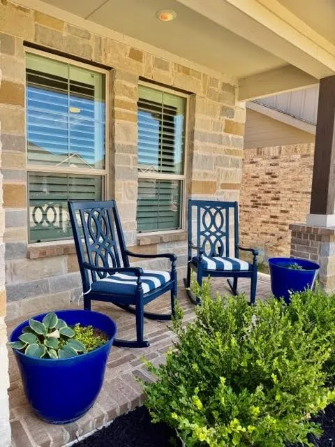 Front porch and Texas Ice Tea go hand in hand