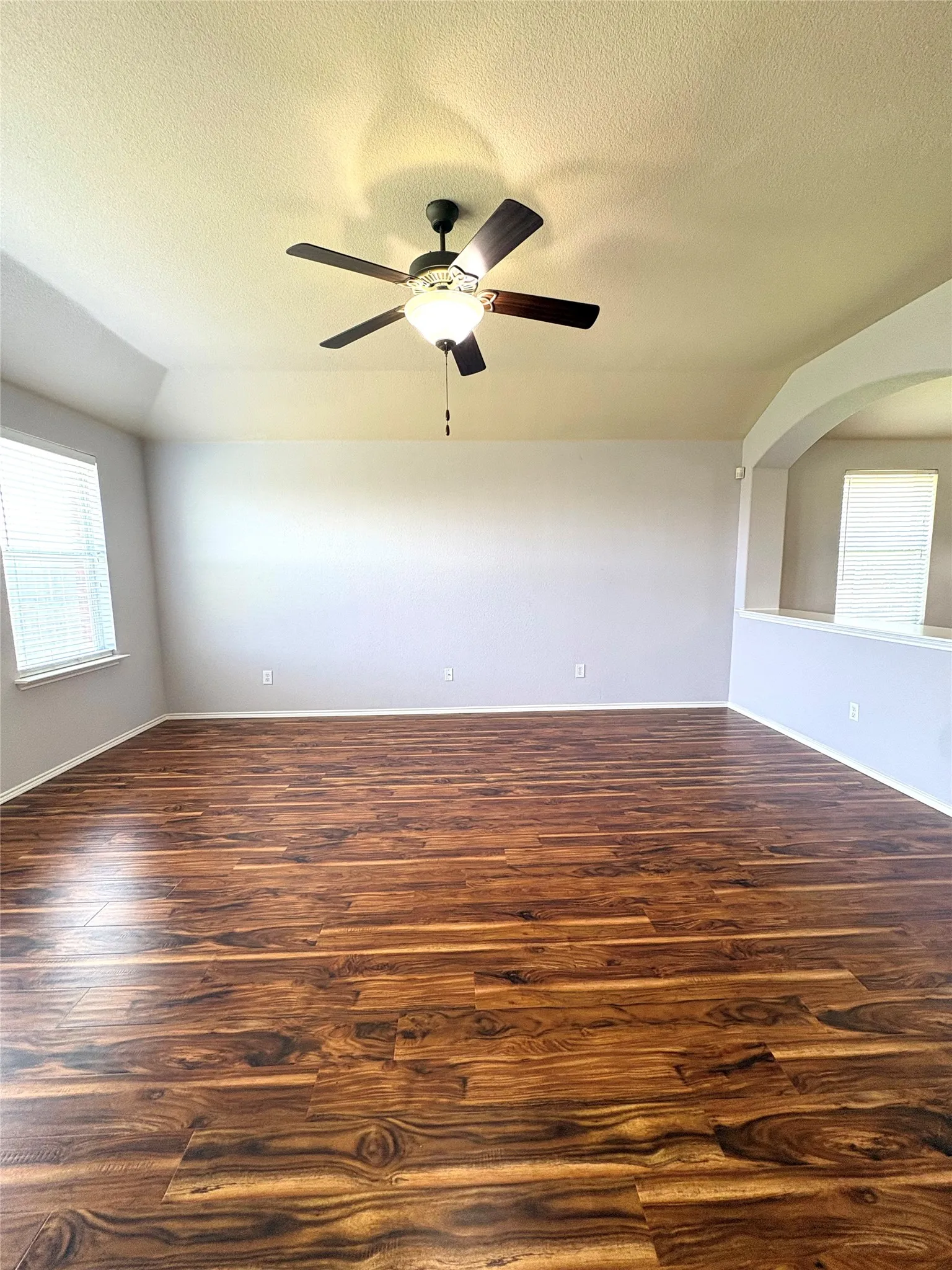 Single Family Residence For Rent in Collin County , 150 Briar Grove Drive, Princeton, Texas 75407, 3 Bedroom, 2 Bathroom, 2 Garage spaces, 1,902 Sqft, built in 2007, mls#21265521, Real Estate Agent in Princeton, Homes For Rent in Collin county, Homes For Rent in Princeton, Realtor in Princeton Texas, Real Estate Brokerage Independent Realty Texas, Luminita Cordes Realtor