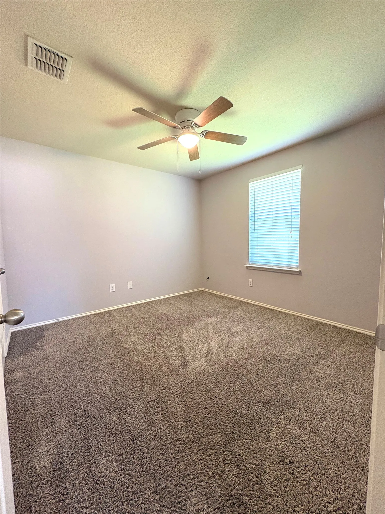 Single Family Residence For Rent in Collin County , 150 Briar Grove Drive, Princeton, Texas 75407, 3 Bedroom, 2 Bathroom, 2 Garage spaces, 1,902 Sqft, built in 2007, mls#21265521, Real Estate Agent in Princeton, Homes For Rent in Collin county, Homes For Rent in Princeton, Realtor in Princeton Texas, Real Estate Brokerage Independent Realty Texas, Luminita Cordes Realtor