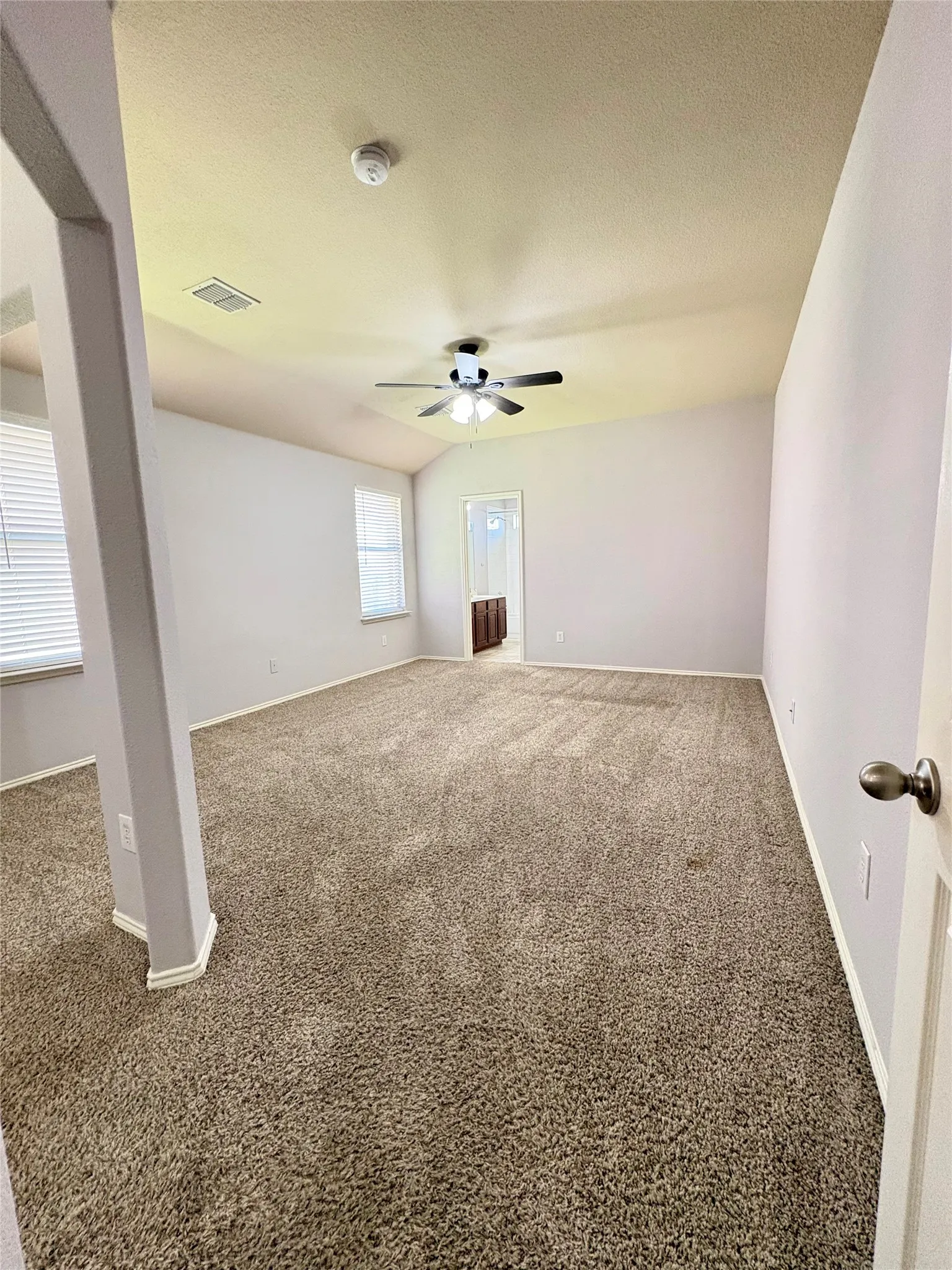 Oversized Master w/ Office area...