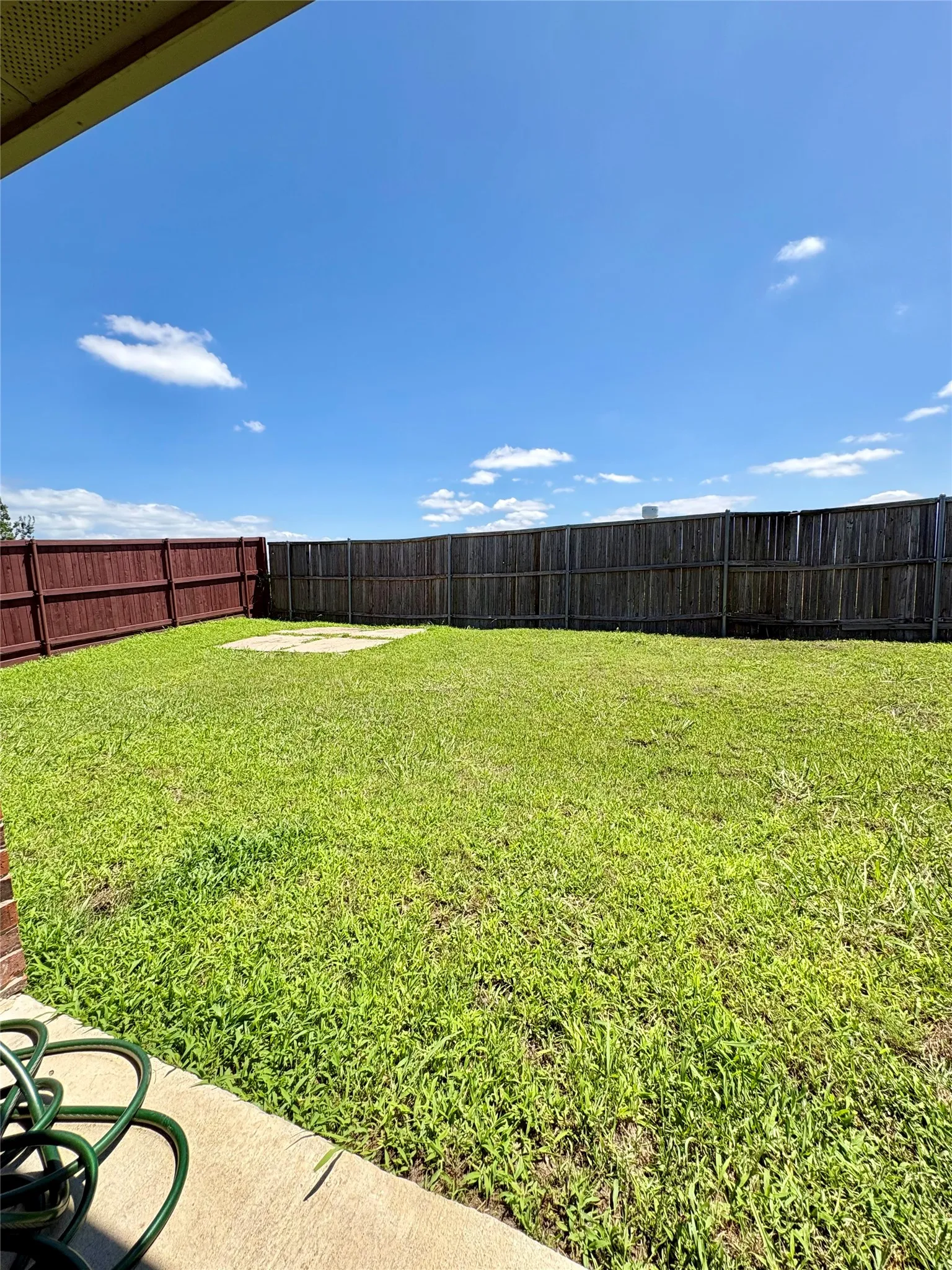 Single Family Residence For Rent in Collin County , 150 Briar Grove Drive, Princeton, Texas 75407, 3 Bedroom, 2 Bathroom, 2 Garage spaces, 1,902 Sqft, built in 2007, mls#21265521, Real Estate Agent in Princeton, Homes For Rent in Collin county, Homes For Rent in Princeton, Realtor in Princeton Texas, Real Estate Brokerage Independent Realty Texas, Luminita Cordes Realtor