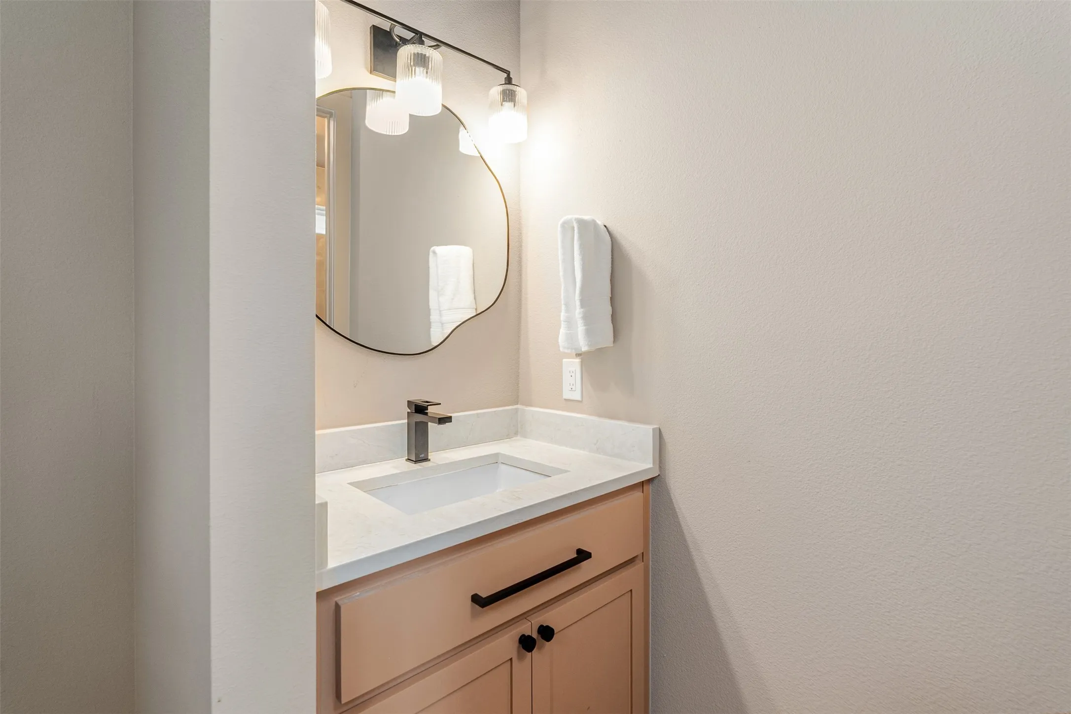 Private sink