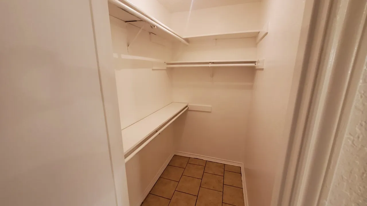 walk in closet