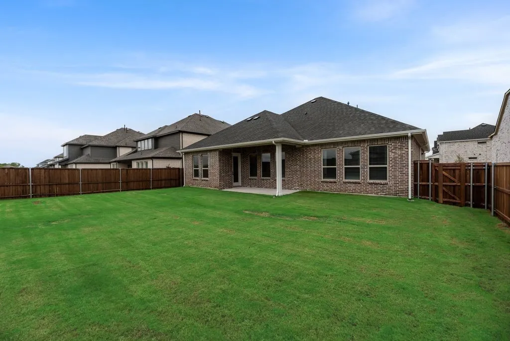 Single Family Residence For Sale in Denton County , 8893 Wyndemere Lane, Frisco, Texas 75036, 3 Bedroom, 3 Bathroom, 2 Garage spaces, 2,243 Sqft, built in 2026, mls#21265549, Real Estate Agent in Frisco, Homes For Sale in Denton county, Homes For Sale in Frisco, Realtor in Frisco Texas, Real Estate Brokerage Independent Realty Texas, Luminita Cordes Realtor