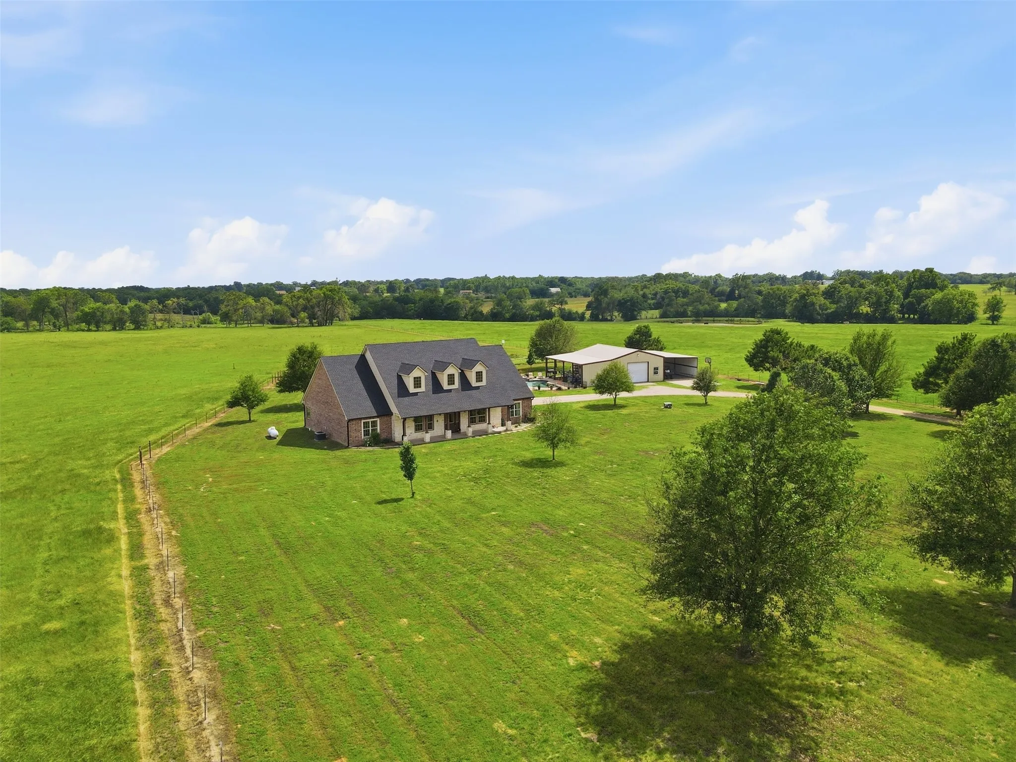 Farm For Sale in Hopkins County , 8737 E FM 1567, Sulphur Springs, Texas 75482, 5 Bedrooms, 3 Bathrooms, 2 Garage spaces, 2,650 Sqft, built in 2013, Price $990,000, mls#21265507, Real Estate Agent in Sulphur Springs, Homes For Sale in Hopkins county, Homes For Sale in Sulphur Springs, Realtor in Sulphur Springs Texas, Real Estate Brokerage Independent Realty Texas, Luminita Cordes Realtor