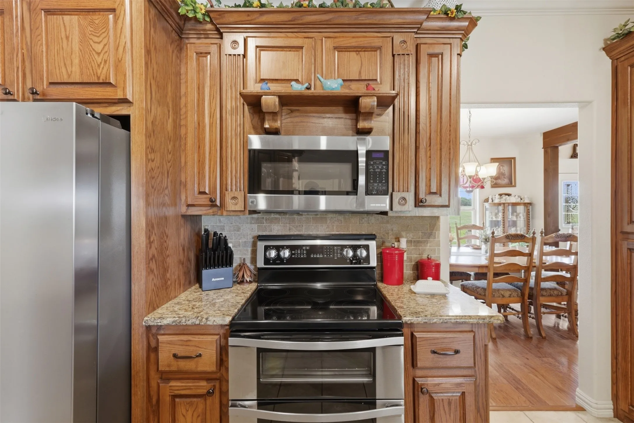 Farm For Sale in Hopkins County , 8737 E FM 1567, Sulphur Springs, Texas 75482, 5 Bedrooms, 3 Bathrooms, 2 Garage spaces, 2,650 Sqft, built in 2013, Price $990,000, mls#21265507, Real Estate Agent in Sulphur Springs, Homes For Sale in Hopkins county, Homes For Sale in Sulphur Springs, Realtor in Sulphur Springs Texas, Real Estate Brokerage Independent Realty Texas, Luminita Cordes Realtor