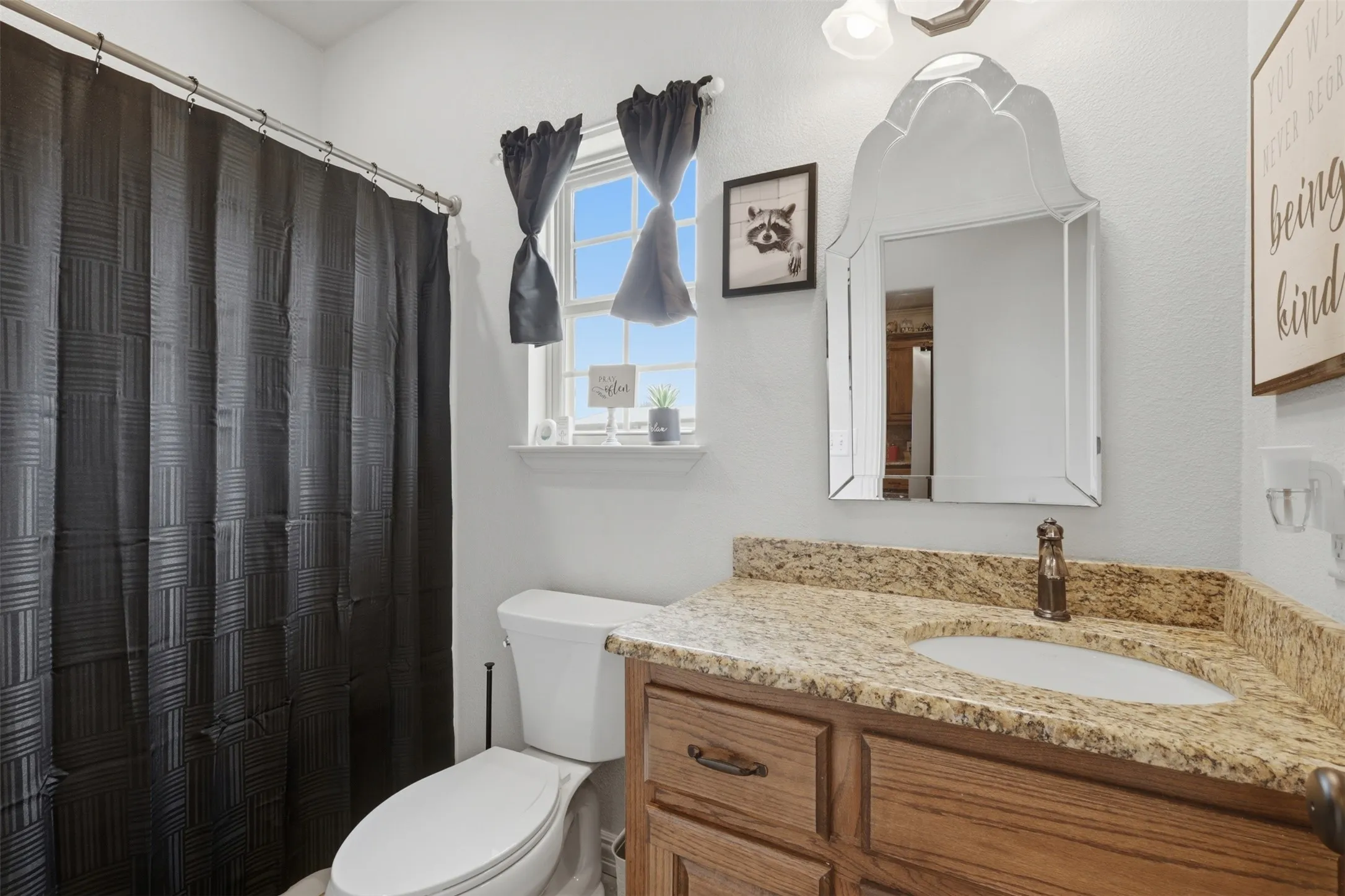Farm For Sale in Hopkins County , 8737 E FM 1567, Sulphur Springs, Texas 75482, 5 Bedrooms, 3 Bathrooms, 2 Garage spaces, 2,650 Sqft, built in 2013, Price $990,000, mls#21265507, Real Estate Agent in Sulphur Springs, Homes For Sale in Hopkins county, Homes For Sale in Sulphur Springs, Realtor in Sulphur Springs Texas, Real Estate Brokerage Independent Realty Texas, Luminita Cordes Realtor
