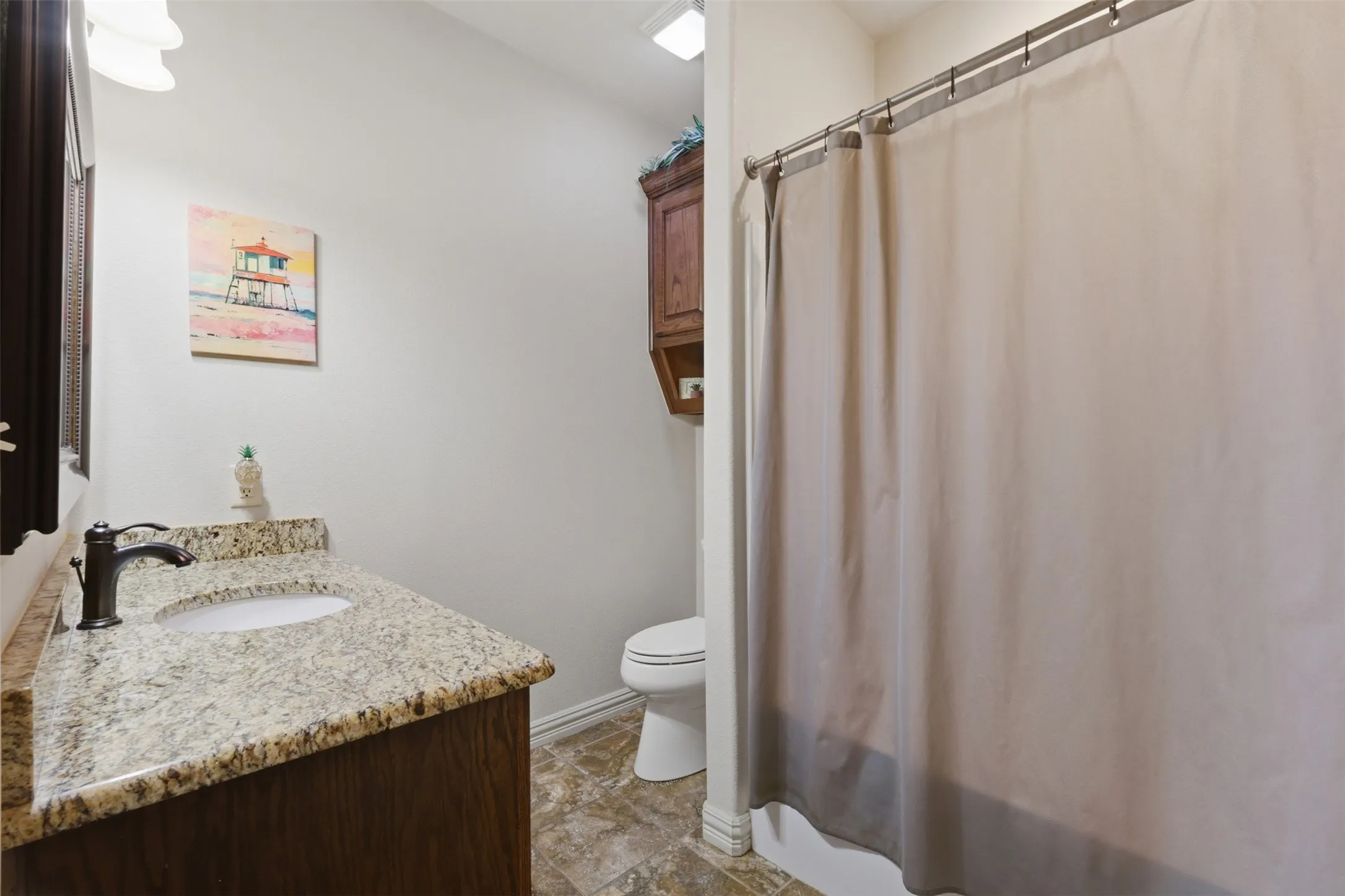 Farm For Sale in Hopkins County , 8737 E FM 1567, Sulphur Springs, Texas 75482, 5 Bedrooms, 3 Bathrooms, 2 Garage spaces, 2,650 Sqft, built in 2013, Price $990,000, mls#21265507, Real Estate Agent in Sulphur Springs, Homes For Sale in Hopkins county, Homes For Sale in Sulphur Springs, Realtor in Sulphur Springs Texas, Real Estate Brokerage Independent Realty Texas, Luminita Cordes Realtor