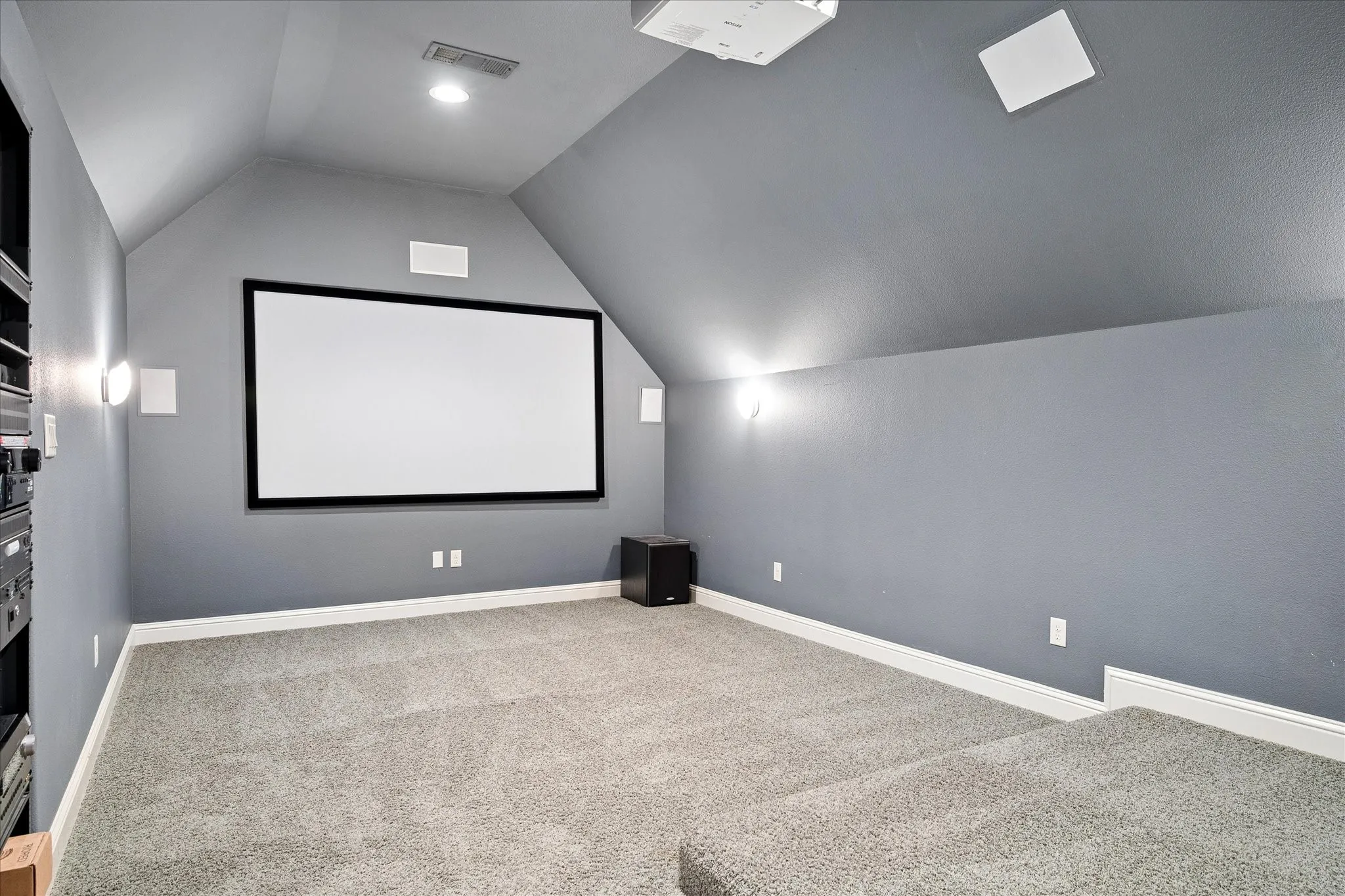 Single Family Residence For Sale in Denton County , 5913 Lavon Drive, Flower Mound, Texas 75028, 4 Bedroom, 3 Bathroom, 4 Garage spaces, 3,931 Sqft, built in 2010, mls#21261210, Real Estate Agent in Flower Mound, Homes For Sale in Denton county, Homes For Sale in Flower Mound, Realtor in Flower Mound Texas, Real Estate Brokerage Independent Realty Texas, Luminita Cordes Realtor