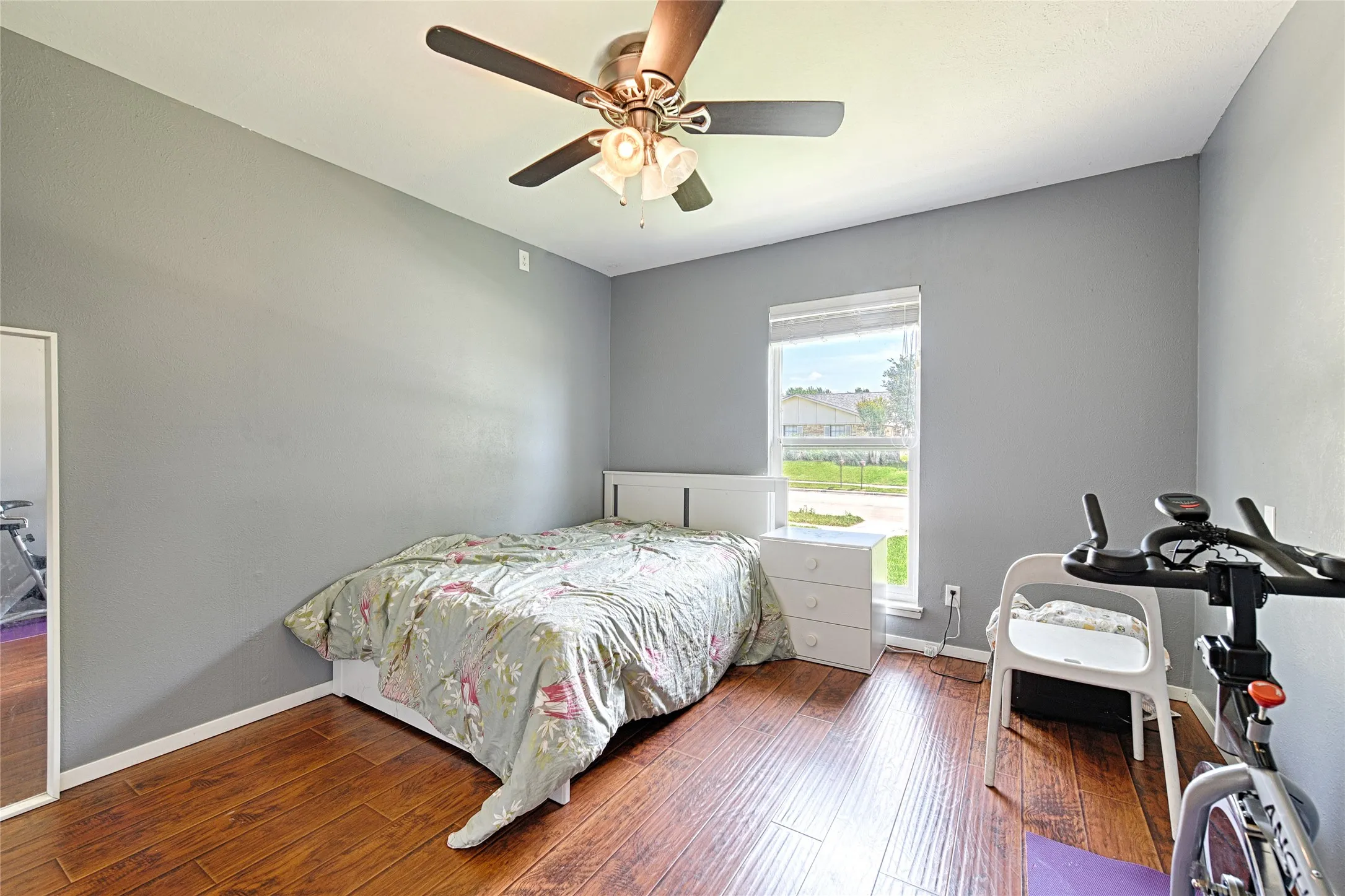 Single Family Residence For Sale in Dallas County , 438 Woodhurst Drive, Coppell, Texas 75019, 3 Bedrooms, 2 Bathrooms, 1 Garage spaces, 1,642 Sqft, built in 1979, Price $410,000, mls#21265606, Real Estate Agent in Coppell, Homes For Sale in Dallas county, Homes For Sale in Coppell, Realtor in Coppell Texas, Real Estate Brokerage Independent Realty Texas, Luminita Cordes Realtor