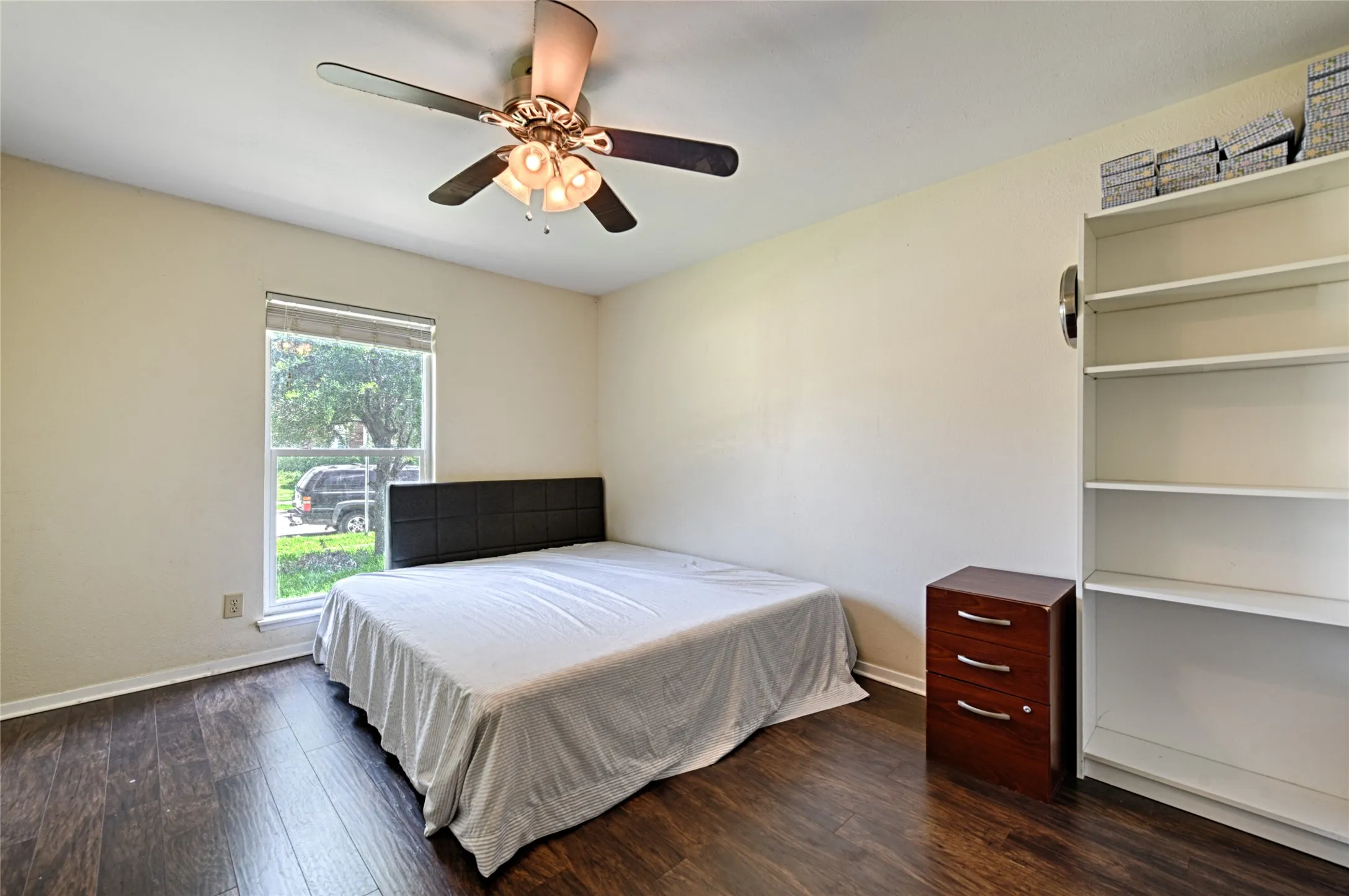 Single Family Residence For Sale in Dallas County , 438 Woodhurst Drive, Coppell, Texas 75019, 3 Bedrooms, 2 Bathrooms, 1 Garage spaces, 1,642 Sqft, built in 1979, Price $410,000, mls#21265606, Real Estate Agent in Coppell, Homes For Sale in Dallas county, Homes For Sale in Coppell, Realtor in Coppell Texas, Real Estate Brokerage Independent Realty Texas, Luminita Cordes Realtor