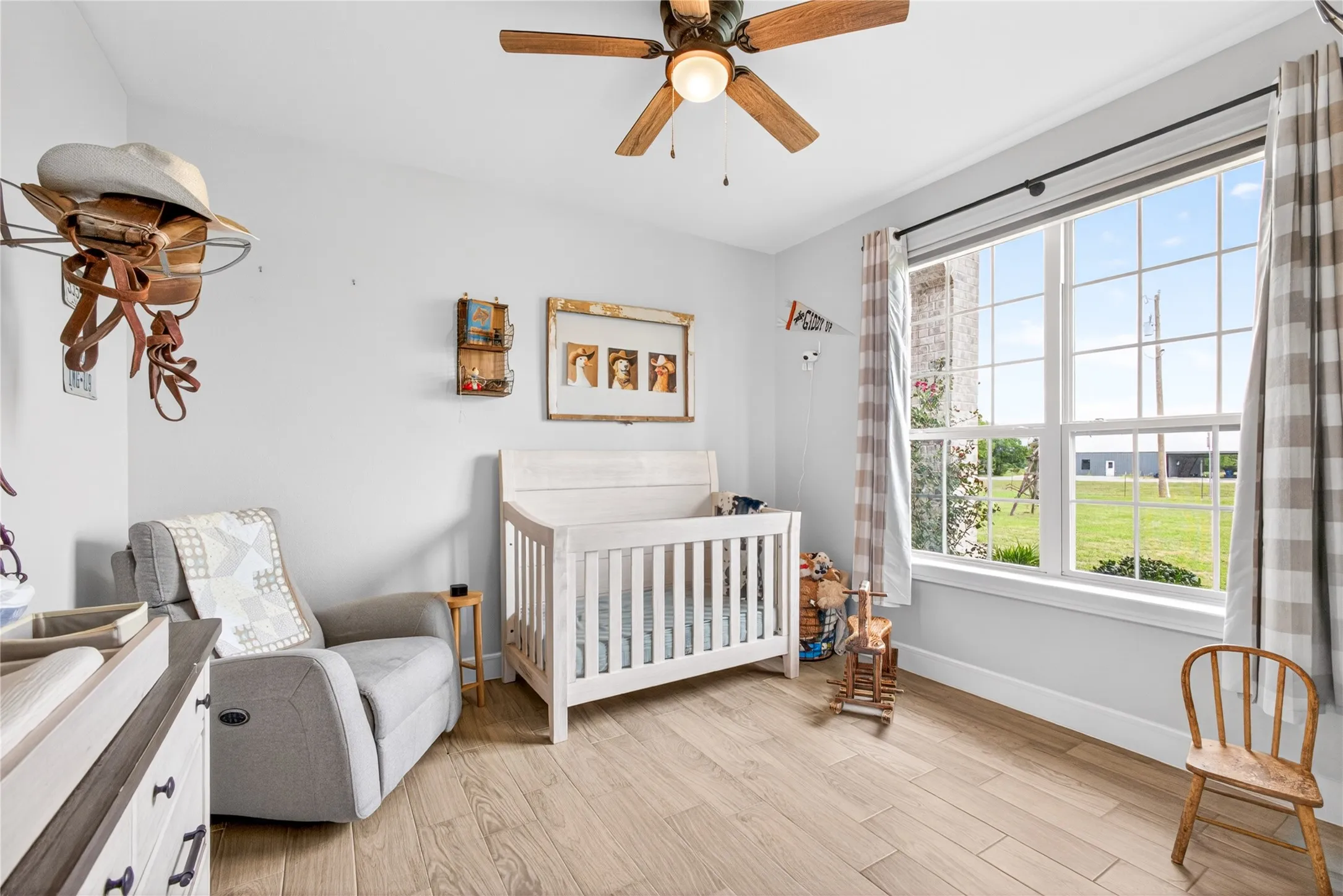Single Family Residence For Sale in Fannin County , 1705 S Fm 1752, Savoy, Texas 75479, 5 Bedroom, 2 Bathroom, 2 Garage spaces, 2,432 Sqft, built in 2023, mls#21265588, Real Estate Agent in Savoy, Homes For Sale in Fannin county, Homes For Sale in Savoy, Realtor in Savoy Texas, Real Estate Brokerage Independent Realty Texas, Luminita Cordes Realtor