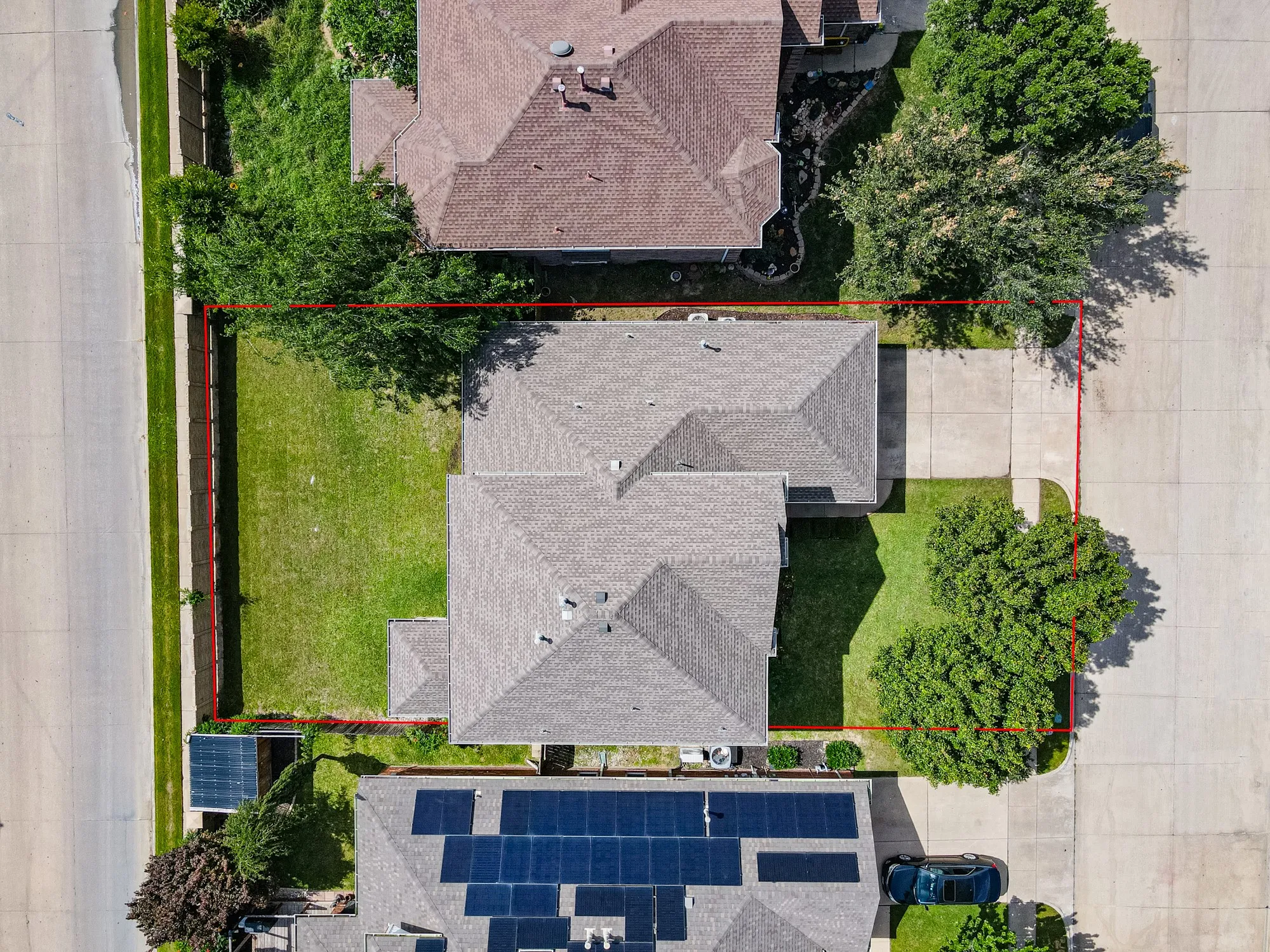 Single Family Residence For Sale in Tarrant County , 5724 Table Rock Drive, Fort Worth, Texas 76131, 4 Bedroom, 3 Bathroom, 2 Garage spaces, 2,462 Sqft, built in 2002, mls#21263443, Real Estate Agent in Fort Worth, Homes For Sale in Tarrant county, Homes For Sale in Fort Worth, Realtor in Fort Worth Texas, Real Estate Brokerage Independent Realty Texas, Luminita Cordes Realtor