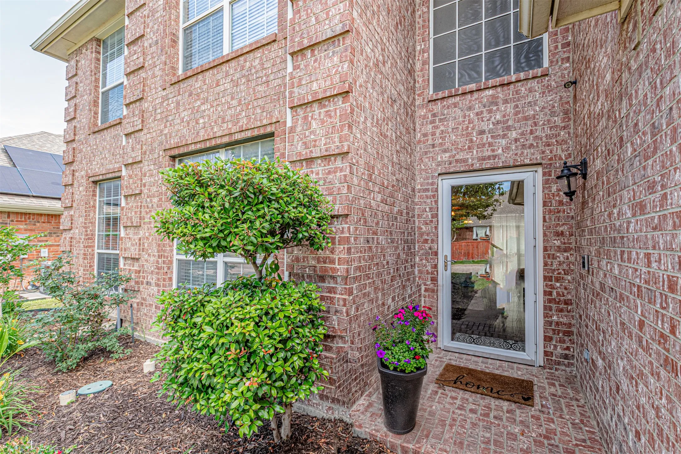 Single Family Residence For Sale in Tarrant County , 5724 Table Rock Drive, Fort Worth, Texas 76131, 4 Bedroom, 3 Bathroom, 2 Garage spaces, 2,462 Sqft, built in 2002, mls#21263443, Real Estate Agent in Fort Worth, Homes For Sale in Tarrant county, Homes For Sale in Fort Worth, Realtor in Fort Worth Texas, Real Estate Brokerage Independent Realty Texas, Luminita Cordes Realtor