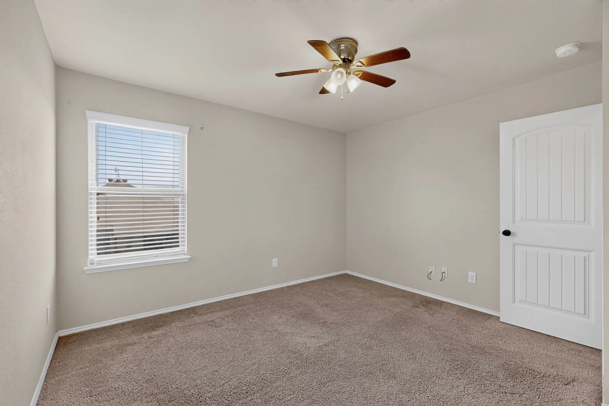 Single Family Residence For Sale in Collin County , 502 Hawthorn Drive, Josephine, Texas 75173, 5 Bedroom, 3 Bathroom, 2 Garage spaces, 2,598 Sqft, built in 2016, mls#21265639, Real Estate Agent in Josephine, Homes For Sale in Collin county, Homes For Sale in Josephine, Realtor in Josephine Texas, Real Estate Brokerage Independent Realty Texas, Luminita Cordes Realtor