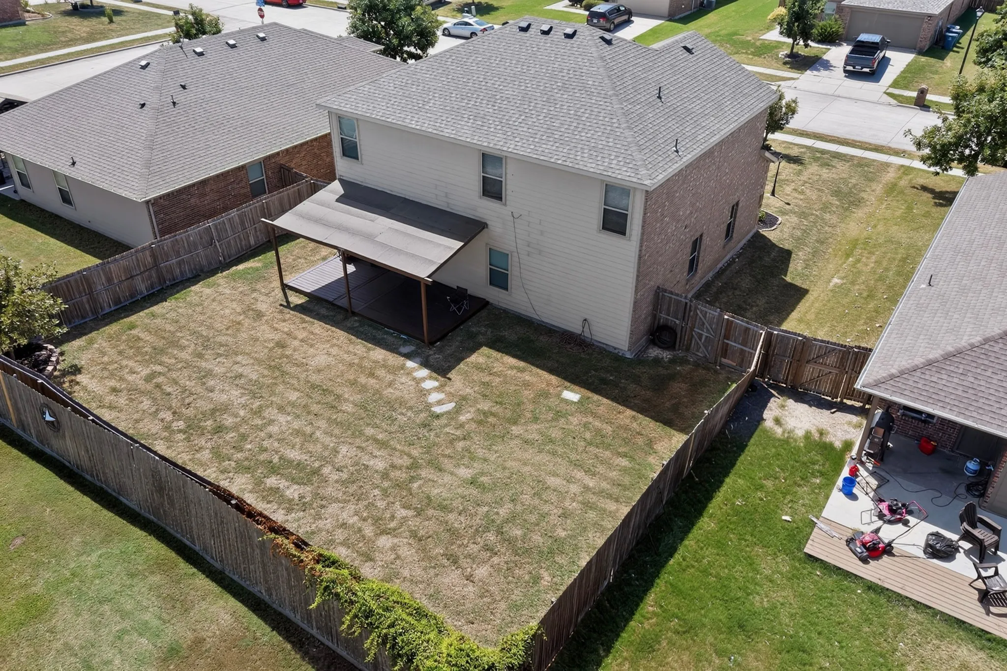 Single Family Residence For Sale in Collin County , 502 Hawthorn Drive, Josephine, Texas 75173, 5 Bedroom, 3 Bathroom, 2 Garage spaces, 2,598 Sqft, built in 2016, mls#21265639, Real Estate Agent in Josephine, Homes For Sale in Collin county, Homes For Sale in Josephine, Realtor in Josephine Texas, Real Estate Brokerage Independent Realty Texas, Luminita Cordes Realtor