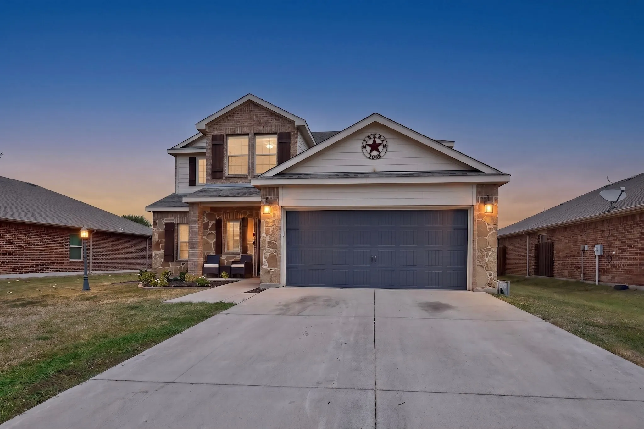 Welcome Home to 502 Hawthorn!