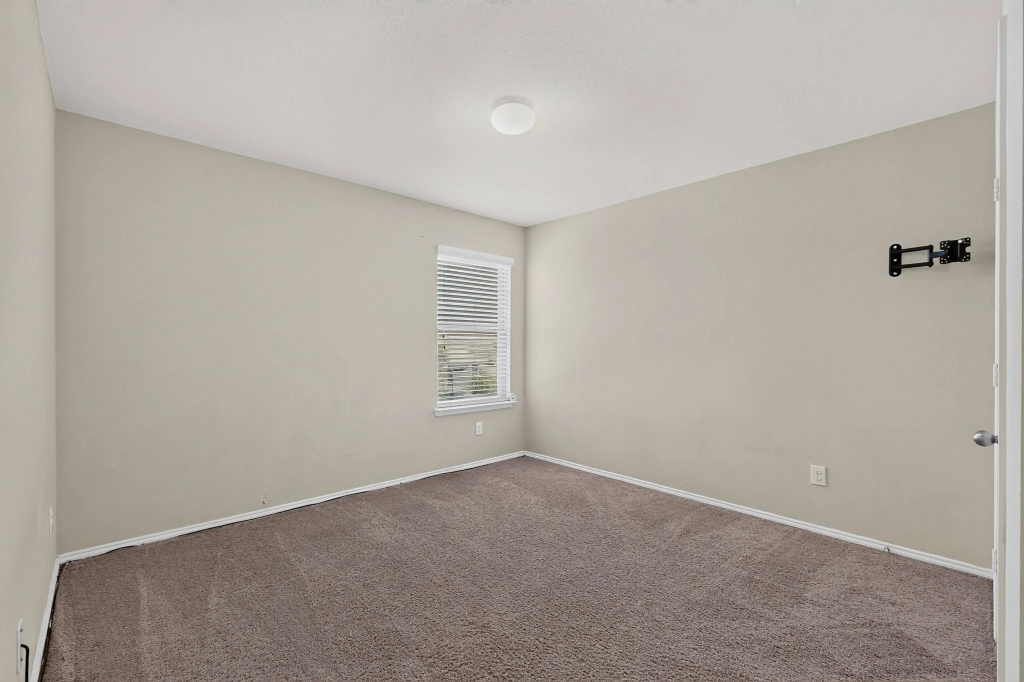 Single Family Residence For Sale in Collin County , 502 Hawthorn Drive, Josephine, Texas 75173, 5 Bedroom, 3 Bathroom, 2 Garage spaces, 2,598 Sqft, built in 2016, mls#21265639, Real Estate Agent in Josephine, Homes For Sale in Collin county, Homes For Sale in Josephine, Realtor in Josephine Texas, Real Estate Brokerage Independent Realty Texas, Luminita Cordes Realtor