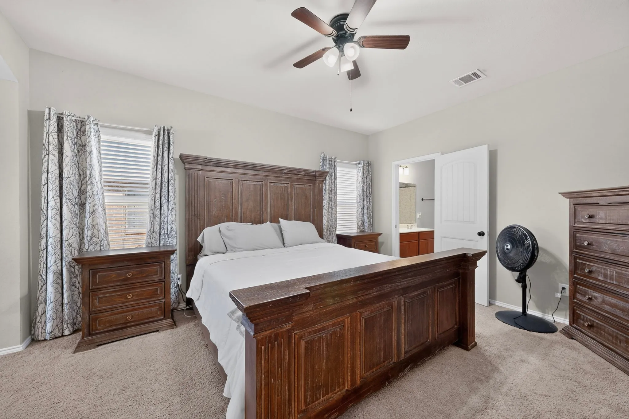 Single Family Residence For Sale in Collin County , 502 Hawthorn Drive, Josephine, Texas 75173, 5 Bedroom, 3 Bathroom, 2 Garage spaces, 2,598 Sqft, built in 2016, mls#21265639, Real Estate Agent in Josephine, Homes For Sale in Collin county, Homes For Sale in Josephine, Realtor in Josephine Texas, Real Estate Brokerage Independent Realty Texas, Luminita Cordes Realtor