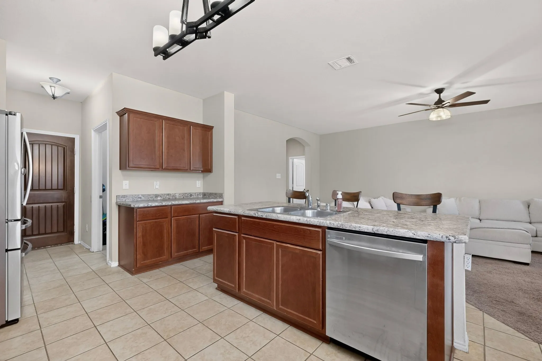 Single Family Residence For Sale in Collin County , 502 Hawthorn Drive, Josephine, Texas 75173, 5 Bedroom, 3 Bathroom, 2 Garage spaces, 2,598 Sqft, built in 2016, mls#21265639, Real Estate Agent in Josephine, Homes For Sale in Collin county, Homes For Sale in Josephine, Realtor in Josephine Texas, Real Estate Brokerage Independent Realty Texas, Luminita Cordes Realtor