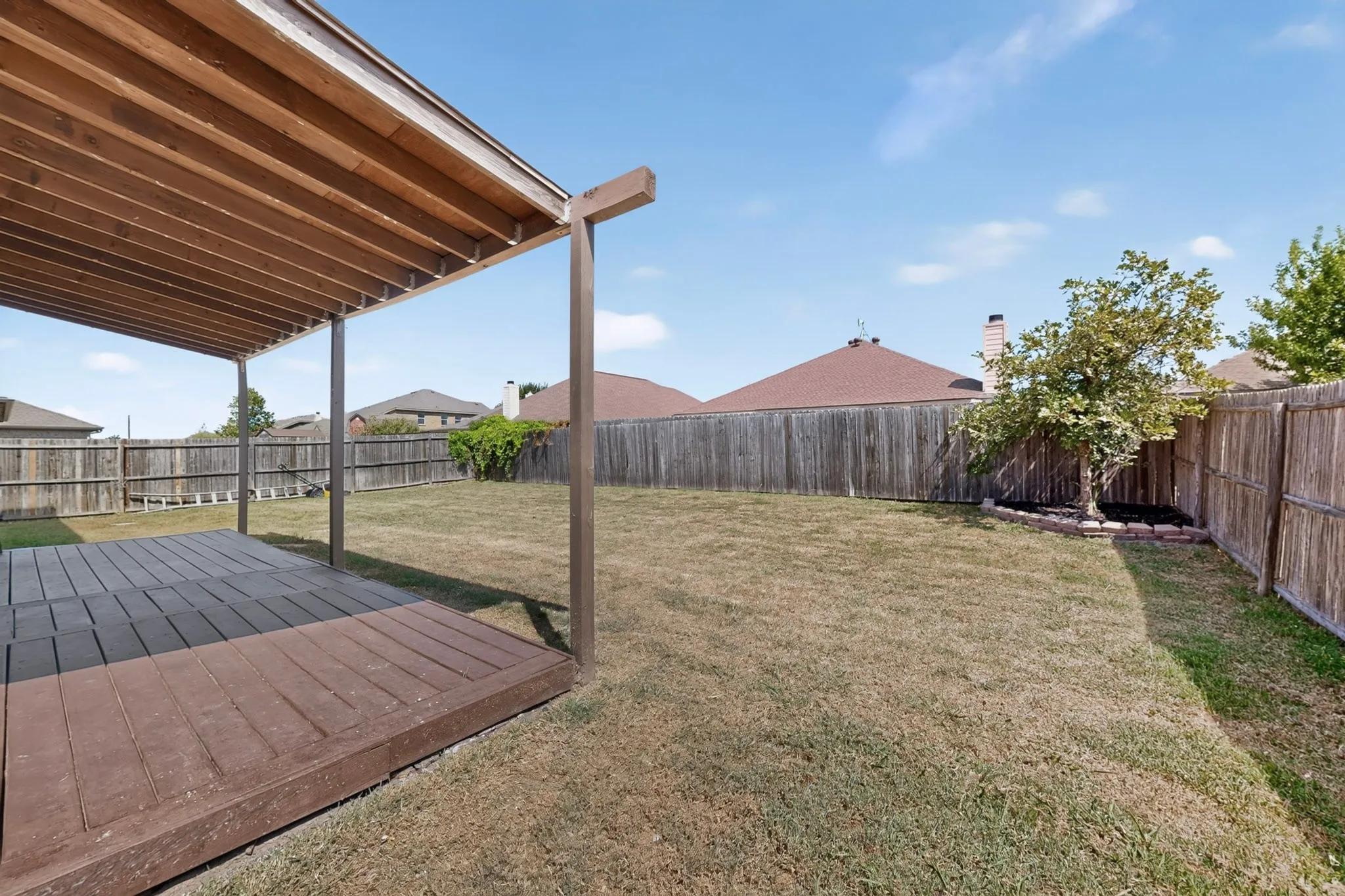 Single Family Residence For Sale in Collin County , 502 Hawthorn Drive, Josephine, Texas 75173, 5 Bedroom, 3 Bathroom, 2 Garage spaces, 2,598 Sqft, built in 2016, mls#21265639, Real Estate Agent in Josephine, Homes For Sale in Collin county, Homes For Sale in Josephine, Realtor in Josephine Texas, Real Estate Brokerage Independent Realty Texas, Luminita Cordes Realtor