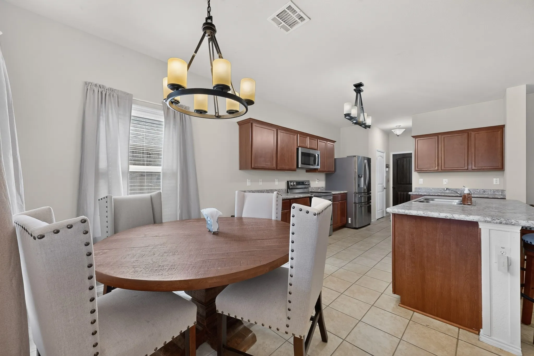 Single Family Residence For Sale in Collin County , 502 Hawthorn Drive, Josephine, Texas 75173, 5 Bedroom, 3 Bathroom, 2 Garage spaces, 2,598 Sqft, built in 2016, mls#21265639, Real Estate Agent in Josephine, Homes For Sale in Collin county, Homes For Sale in Josephine, Realtor in Josephine Texas, Real Estate Brokerage Independent Realty Texas, Luminita Cordes Realtor