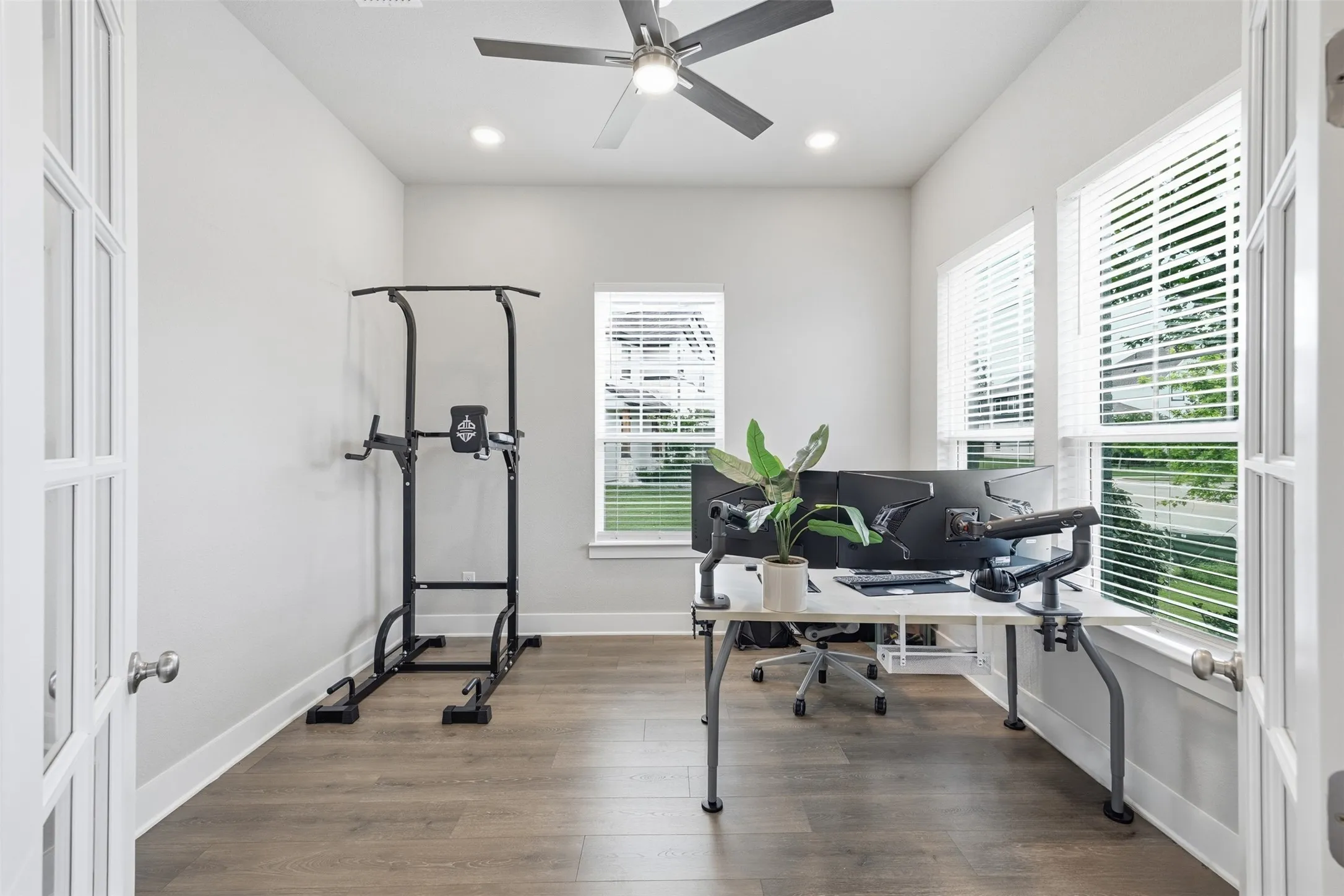 Single Family Residence For Sale in Dallas County , 5805 Heatherwood Loop, Sachse, Texas 75048, 5 Bedroom, 4 Bathroom, 3 Garage spaces, 3,419 Sqft, built in 2022, mls#21243468, Real Estate Agent in Sachse, Homes For Sale in Dallas county, Homes For Sale in Sachse, Realtor in Sachse Texas, Real Estate Brokerage Independent Realty Texas, Luminita Cordes Realtor