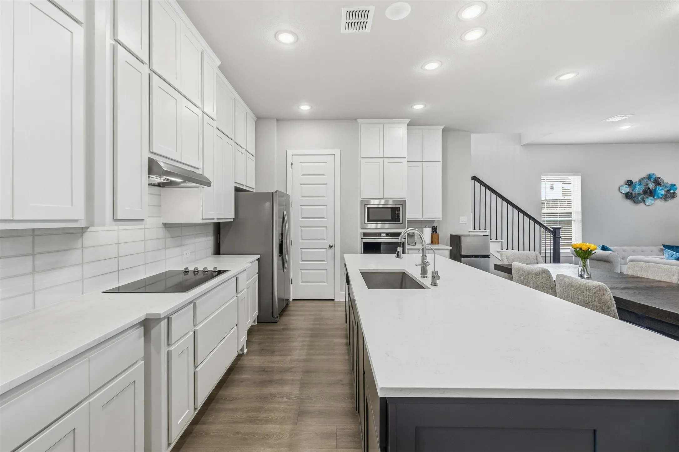 Single Family Residence For Sale in Dallas County , 5805 Heatherwood Loop, Sachse, Texas 75048, 5 Bedroom, 4 Bathroom, 3 Garage spaces, 3,419 Sqft, built in 2022, mls#21243468, Real Estate Agent in Sachse, Homes For Sale in Dallas county, Homes For Sale in Sachse, Realtor in Sachse Texas, Real Estate Brokerage Independent Realty Texas, Luminita Cordes Realtor