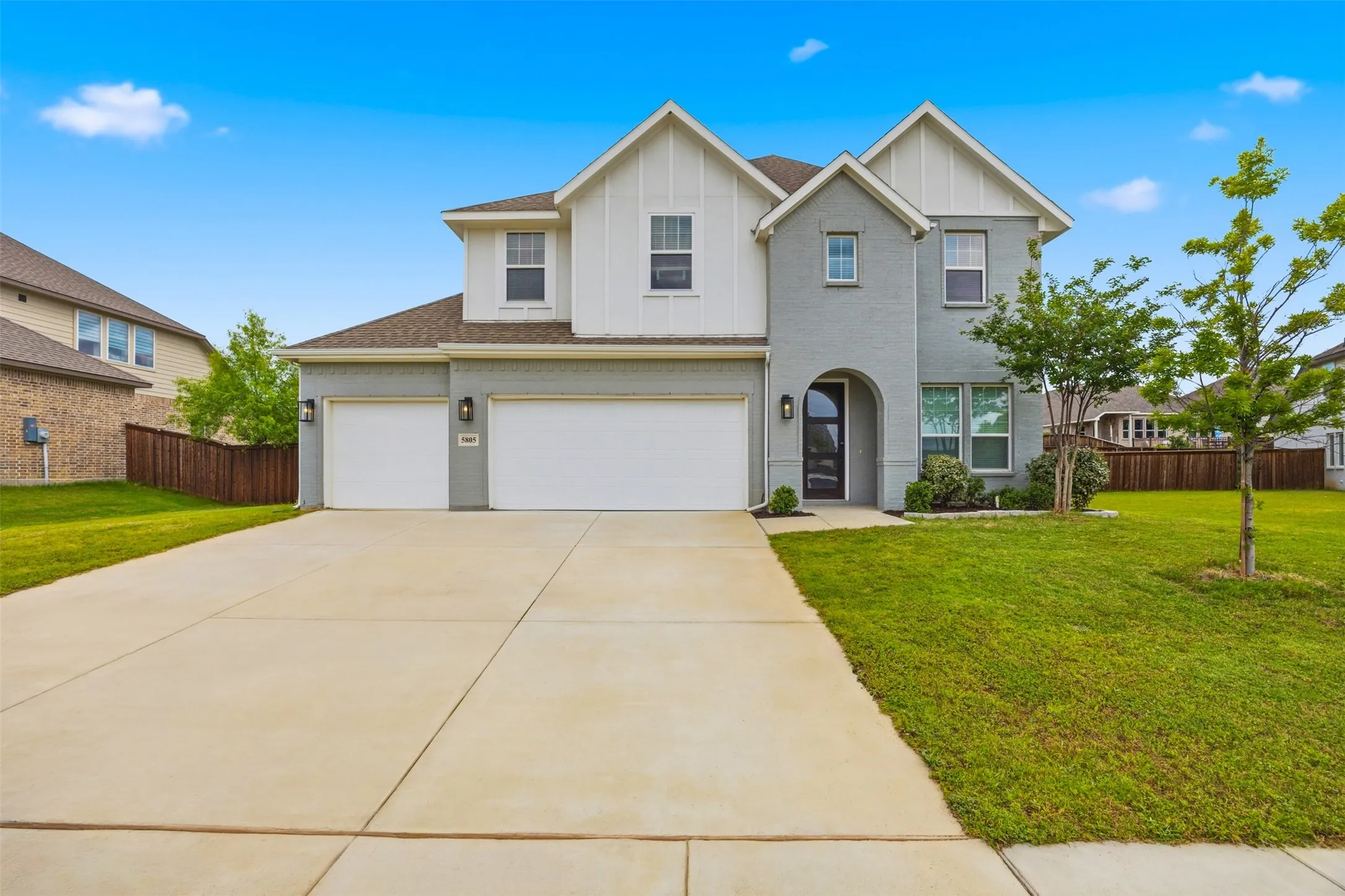 Single Family Residence For Sale in Dallas County , 5805 Heatherwood Loop, Sachse, Texas 75048, 5 Bedroom, 4 Bathroom, 3 Garage spaces, 3,419 Sqft, built in 2022, mls#21243468, Real Estate Agent in Sachse, Homes For Sale in Dallas county, Homes For Sale in Sachse, Realtor in Sachse Texas, Real Estate Brokerage Independent Realty Texas, Luminita Cordes Realtor