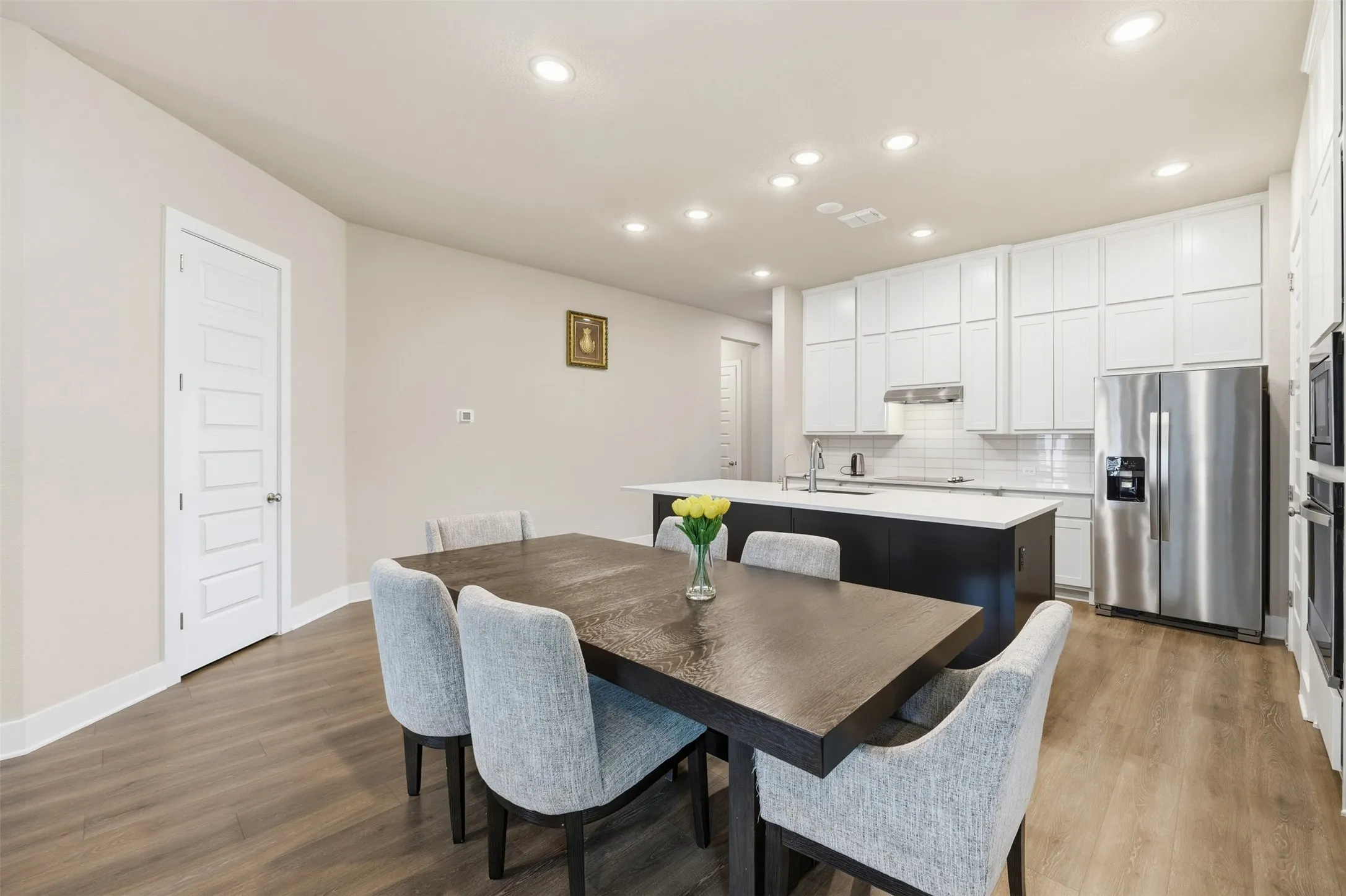 Single Family Residence For Sale in Dallas County , 5805 Heatherwood Loop, Sachse, Texas 75048, 5 Bedroom, 4 Bathroom, 3 Garage spaces, 3,419 Sqft, built in 2022, mls#21243468, Real Estate Agent in Sachse, Homes For Sale in Dallas county, Homes For Sale in Sachse, Realtor in Sachse Texas, Real Estate Brokerage Independent Realty Texas, Luminita Cordes Realtor