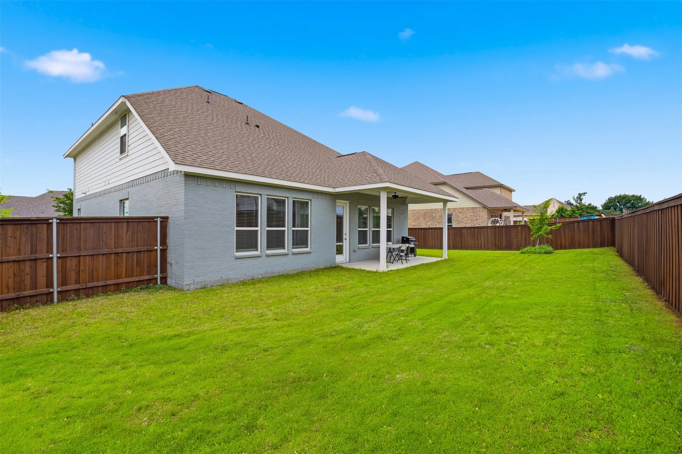 Single Family Residence For Sale in Dallas County , 5805 Heatherwood Loop, Sachse, Texas 75048, 5 Bedroom, 4 Bathroom, 3 Garage spaces, 3,419 Sqft, built in 2022, mls#21243468, Real Estate Agent in Sachse, Homes For Sale in Dallas county, Homes For Sale in Sachse, Realtor in Sachse Texas, Real Estate Brokerage Independent Realty Texas, Luminita Cordes Realtor