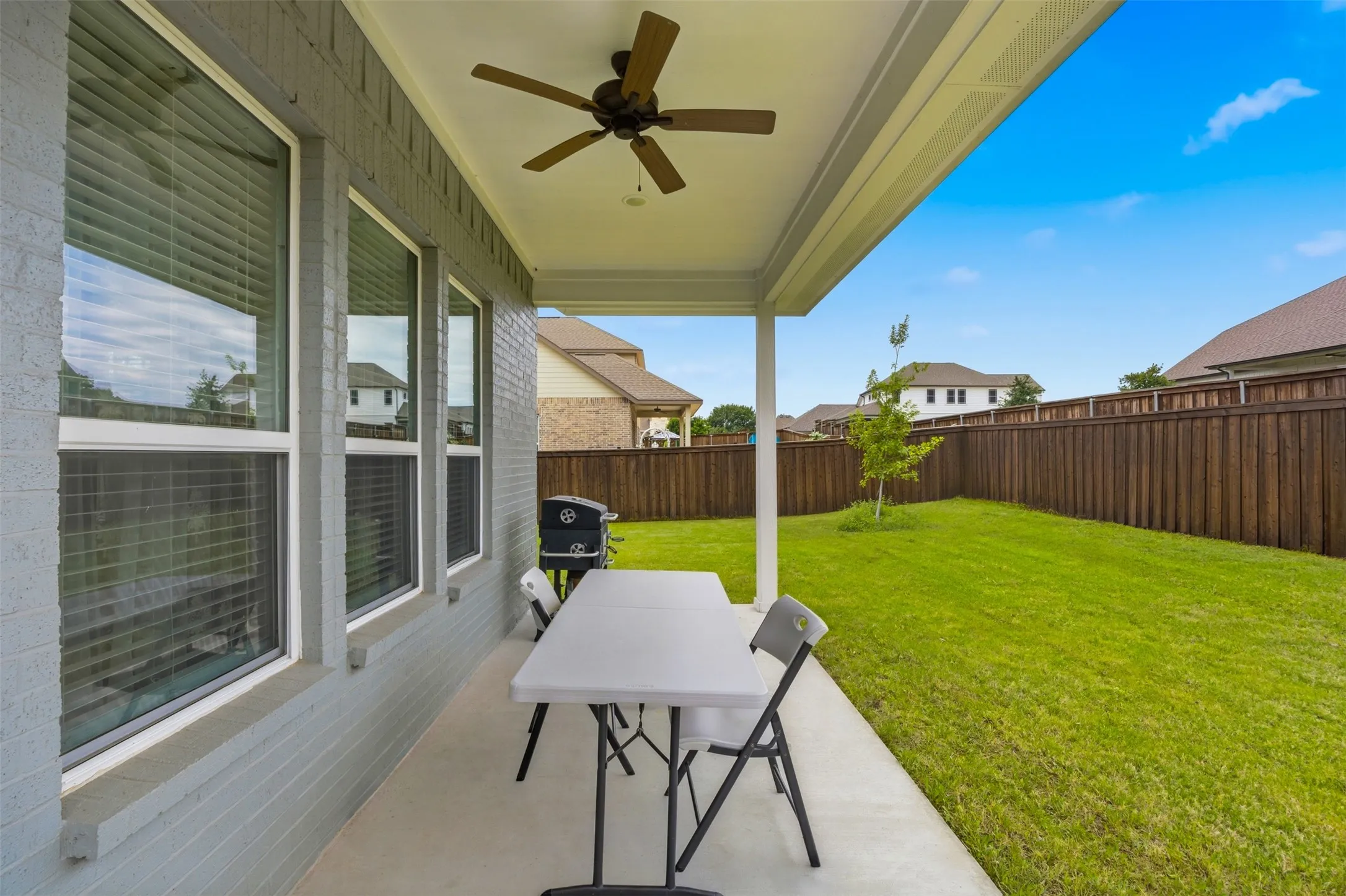 Single Family Residence For Sale in Dallas County , 5805 Heatherwood Loop, Sachse, Texas 75048, 5 Bedroom, 4 Bathroom, 3 Garage spaces, 3,419 Sqft, built in 2022, mls#21243468, Real Estate Agent in Sachse, Homes For Sale in Dallas county, Homes For Sale in Sachse, Realtor in Sachse Texas, Real Estate Brokerage Independent Realty Texas, Luminita Cordes Realtor