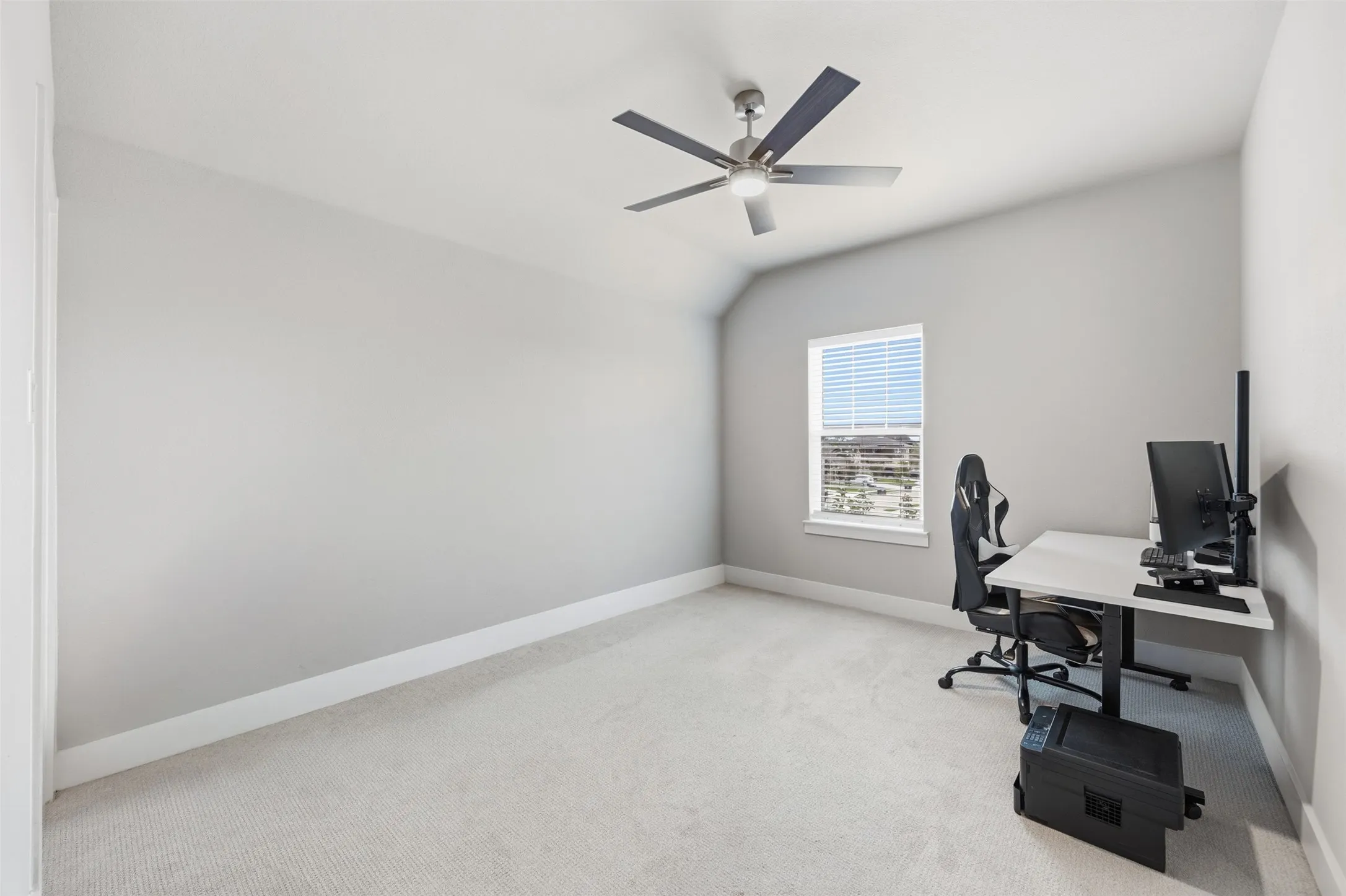Single Family Residence For Sale in Dallas County , 5805 Heatherwood Loop, Sachse, Texas 75048, 5 Bedroom, 4 Bathroom, 3 Garage spaces, 3,419 Sqft, built in 2022, mls#21243468, Real Estate Agent in Sachse, Homes For Sale in Dallas county, Homes For Sale in Sachse, Realtor in Sachse Texas, Real Estate Brokerage Independent Realty Texas, Luminita Cordes Realtor
