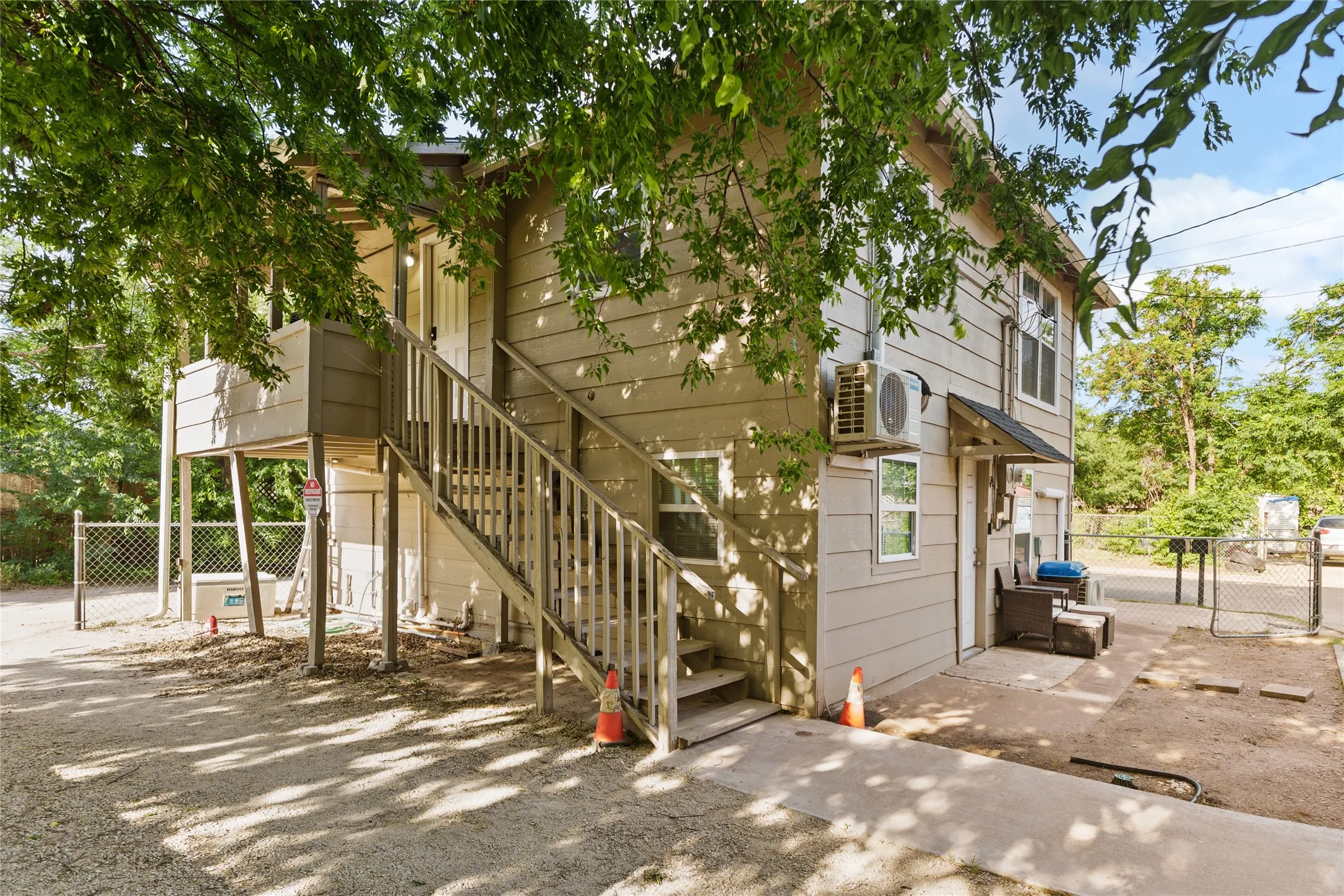 Triplex For Sale in Taylor County , 1041 S 14th Street, Abilene, Texas 79602, 6 Bedrooms, 4 Bathrooms, Garage spaces, 0 Sqft, built in 1928, Price $380,000, mls#21265657, Real Estate Agent in Abilene, Homes For Sale in Taylor county, Homes For Sale in Abilene, Realtor in Abilene Texas, Real Estate Brokerage Independent Realty Texas, Luminita Cordes Realtor