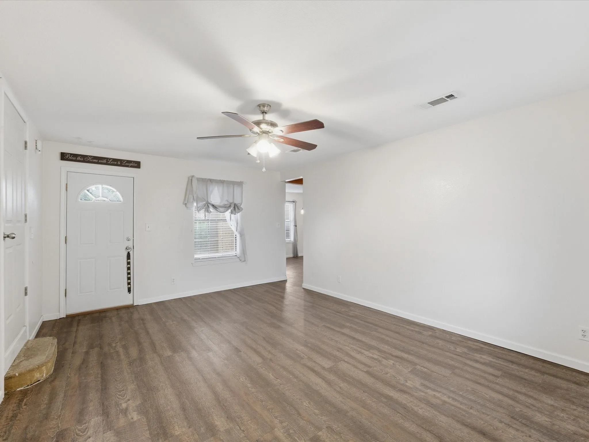 Bonus Room off of kitchen
