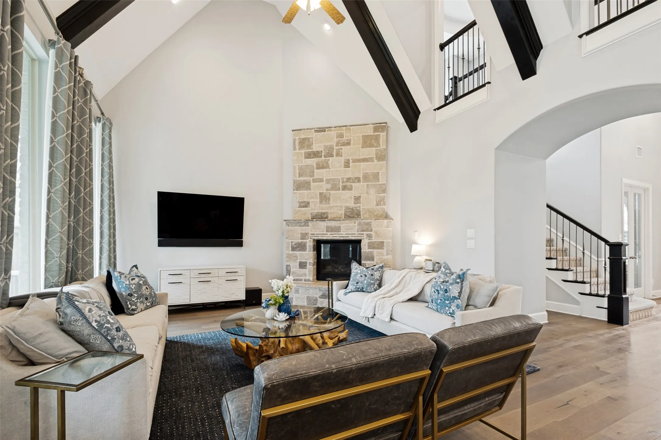 Single Family Residence For Sale in Denton County , 4031 Covent Garden Lane, Frisco, Texas 75034, 5 Bedroom, 7 Bathroom, 3 Garage spaces, 4,158 Sqft, built in 2017, mls#21265512, Real Estate Agent in Frisco, Homes For Sale in Denton county, Homes For Sale in Frisco, Realtor in Frisco Texas, Real Estate Brokerage Independent Realty Texas, Luminita Cordes Realtor