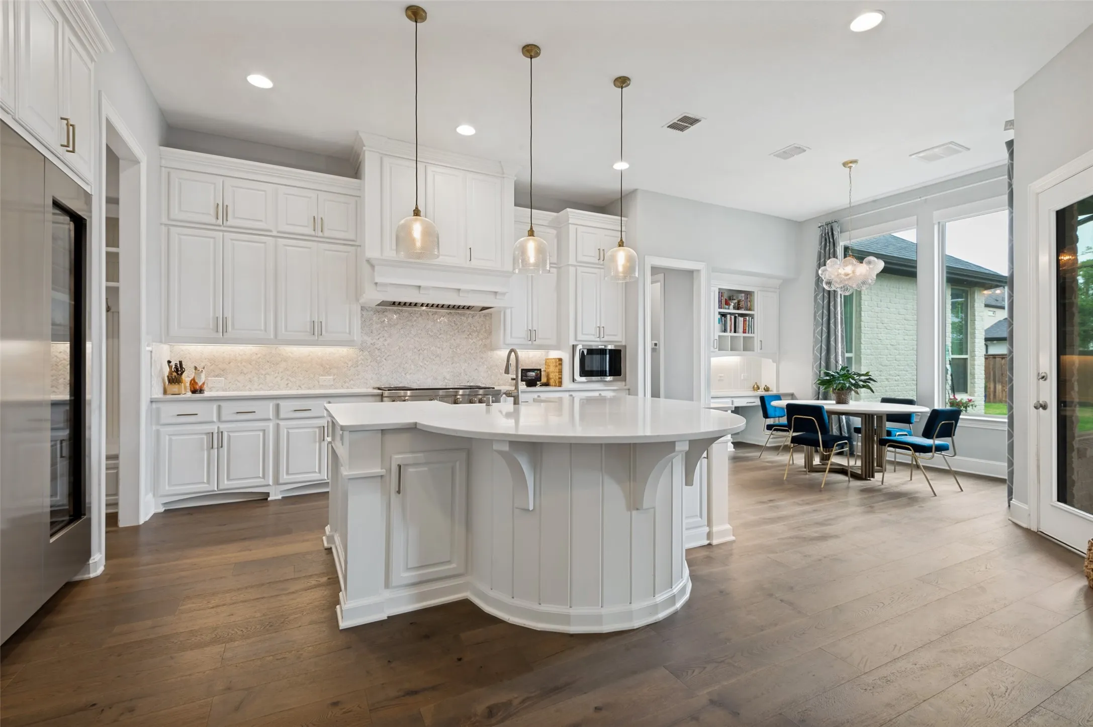 Single Family Residence For Sale in Denton County , 4031 Covent Garden Lane, Frisco, Texas 75034, 5 Bedroom, 7 Bathroom, 3 Garage spaces, 4,158 Sqft, built in 2017, mls#21265512, Real Estate Agent in Frisco, Homes For Sale in Denton county, Homes For Sale in Frisco, Realtor in Frisco Texas, Real Estate Brokerage Independent Realty Texas, Luminita Cordes Realtor