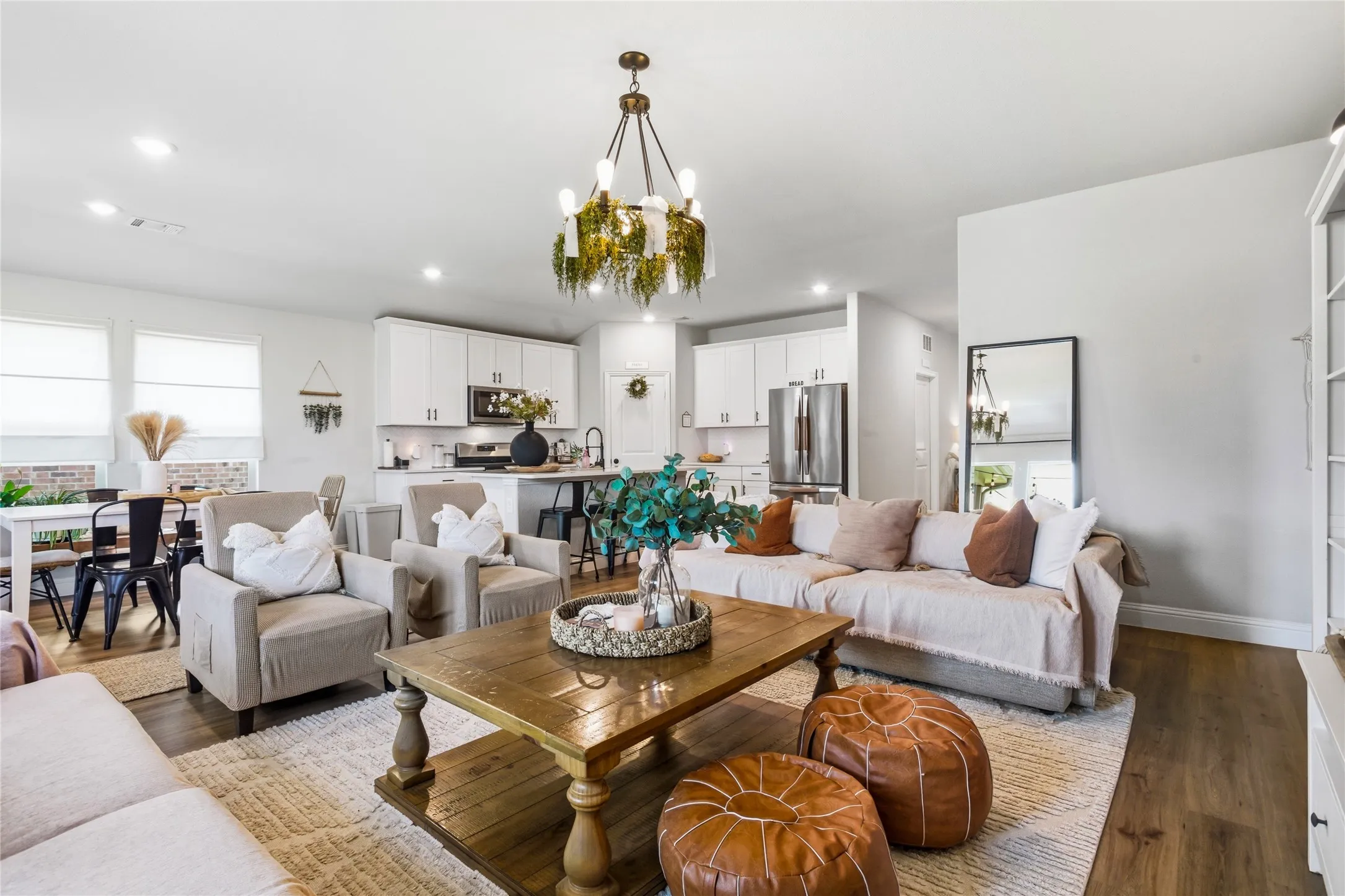 Single Family Residence For Sale in Denton County , 1501 Pleasant Knoll Trail, Aubrey, Texas 76227, 4 Bedroom, 3 Bathroom, 2 Garage spaces, 2,057 Sqft, built in 2021, mls#21265702, Real Estate Agent in Aubrey, Homes For Sale in Denton county, Homes For Sale in Aubrey, Realtor in Aubrey Texas, Real Estate Brokerage Independent Realty Texas, Luminita Cordes Realtor