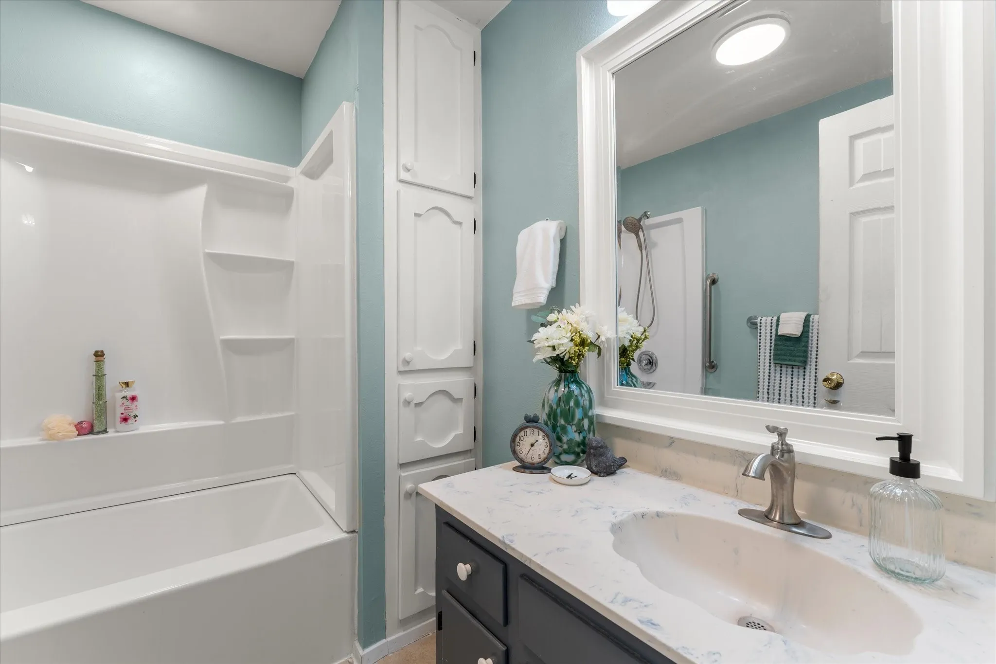 Single Family Residence For Sale in Franklin (TX) County , 524 Park Lane, Mount Vernon, Texas 75457, 3 Bedroom, 2 Bathroom, 2 Garage spaces, 1,314 Sqft, built in 1988, mls#21265712, Real Estate Agent in Mount Vernon, Homes For Sale in Franklin (TX) county, Homes For Sale in Mount Vernon, Realtor in Mount Vernon Texas, Real Estate Brokerage Independent Realty Texas, Luminita Cordes Realtor