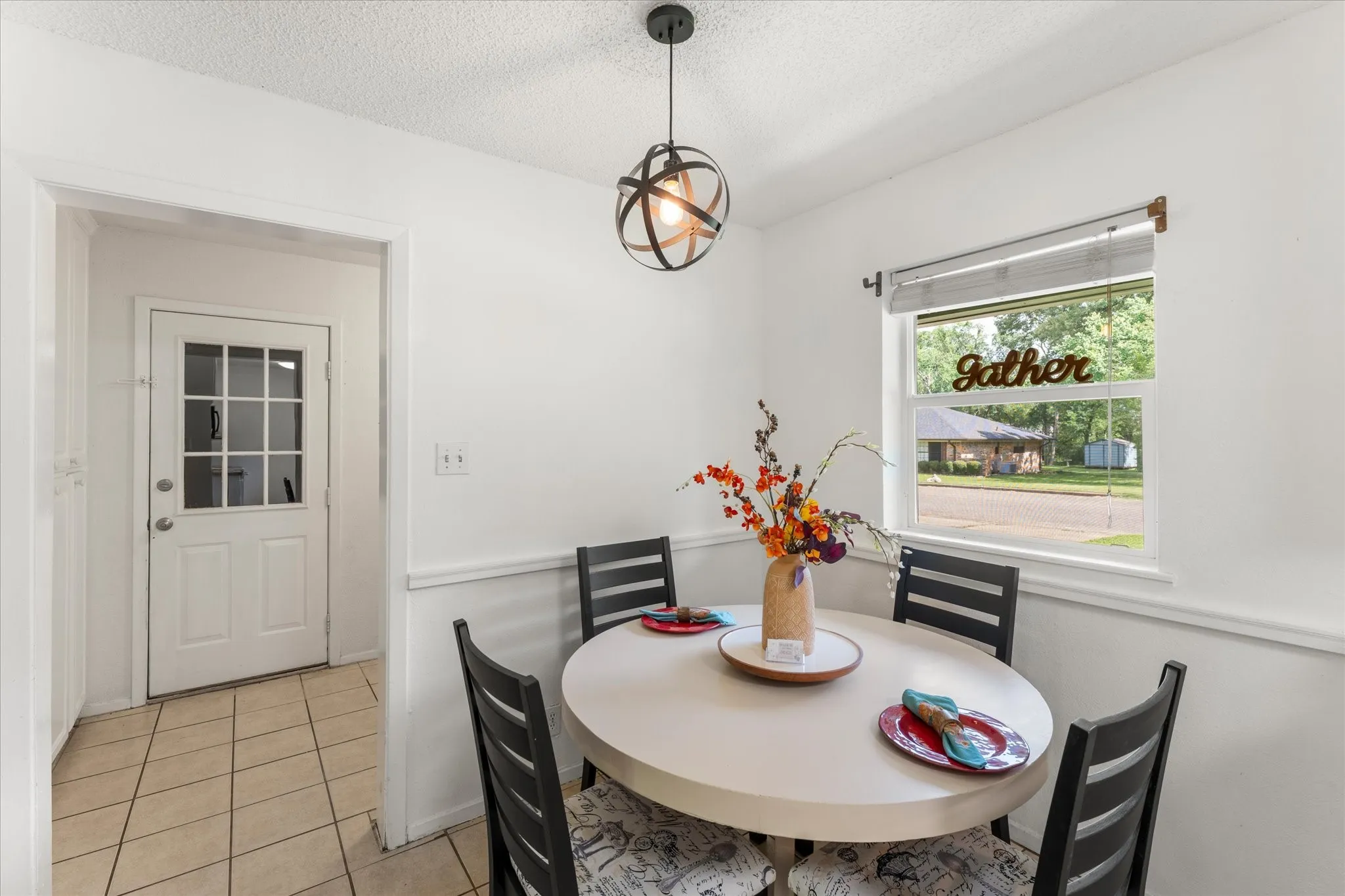 Single Family Residence For Sale in Franklin (TX) County , 524 Park Lane, Mount Vernon, Texas 75457, 3 Bedroom, 2 Bathroom, 2 Garage spaces, 1,314 Sqft, built in 1988, mls#21265712, Real Estate Agent in Mount Vernon, Homes For Sale in Franklin (TX) county, Homes For Sale in Mount Vernon, Realtor in Mount Vernon Texas, Real Estate Brokerage Independent Realty Texas, Luminita Cordes Realtor