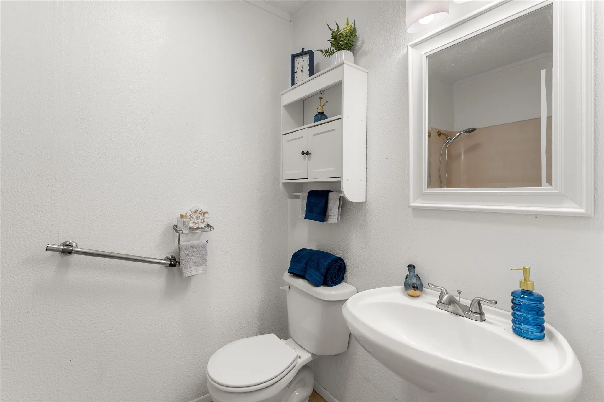 Single Family Residence For Sale in Franklin (TX) County , 524 Park Lane, Mount Vernon, Texas 75457, 3 Bedroom, 2 Bathroom, 2 Garage spaces, 1,314 Sqft, built in 1988, mls#21265712, Real Estate Agent in Mount Vernon, Homes For Sale in Franklin (TX) county, Homes For Sale in Mount Vernon, Realtor in Mount Vernon Texas, Real Estate Brokerage Independent Realty Texas, Luminita Cordes Realtor