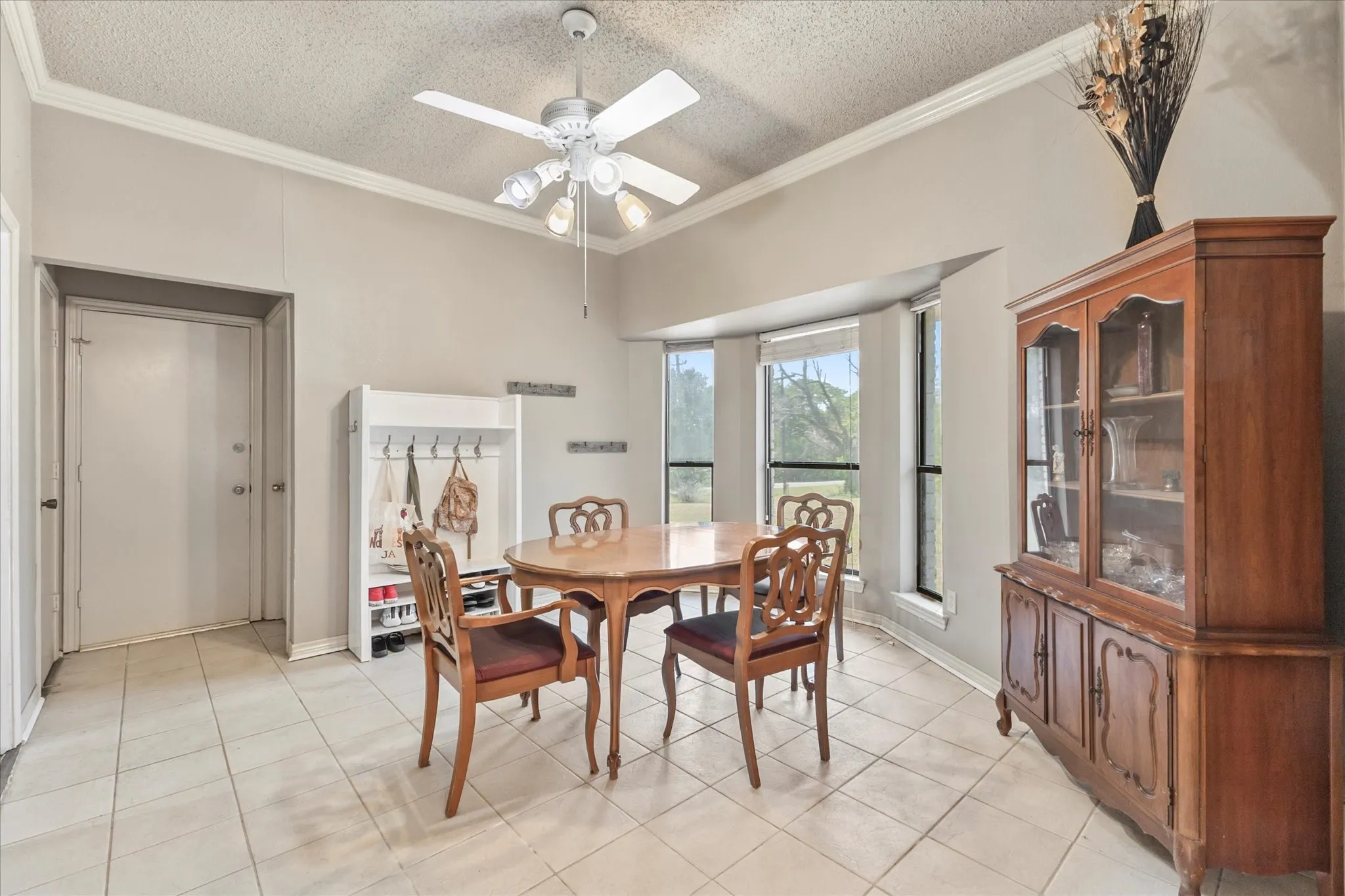 Single Family Residence For Sale in Rockwall County , 226 Cornelius Road, Rockwall, Texas 75087, 4 Bedroom, 3 Bathroom, 2 Garage spaces, 2,860 Sqft, built in 1983, mls#21246224, Real Estate Agent in Rockwall, Homes For Sale in Rockwall county, Homes For Sale in Rockwall, Realtor in Rockwall Texas, Real Estate Brokerage Independent Realty Texas, Luminita Cordes Realtor