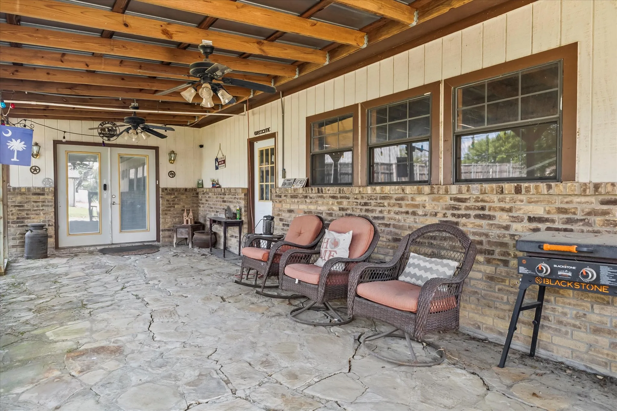 Guest House Patio