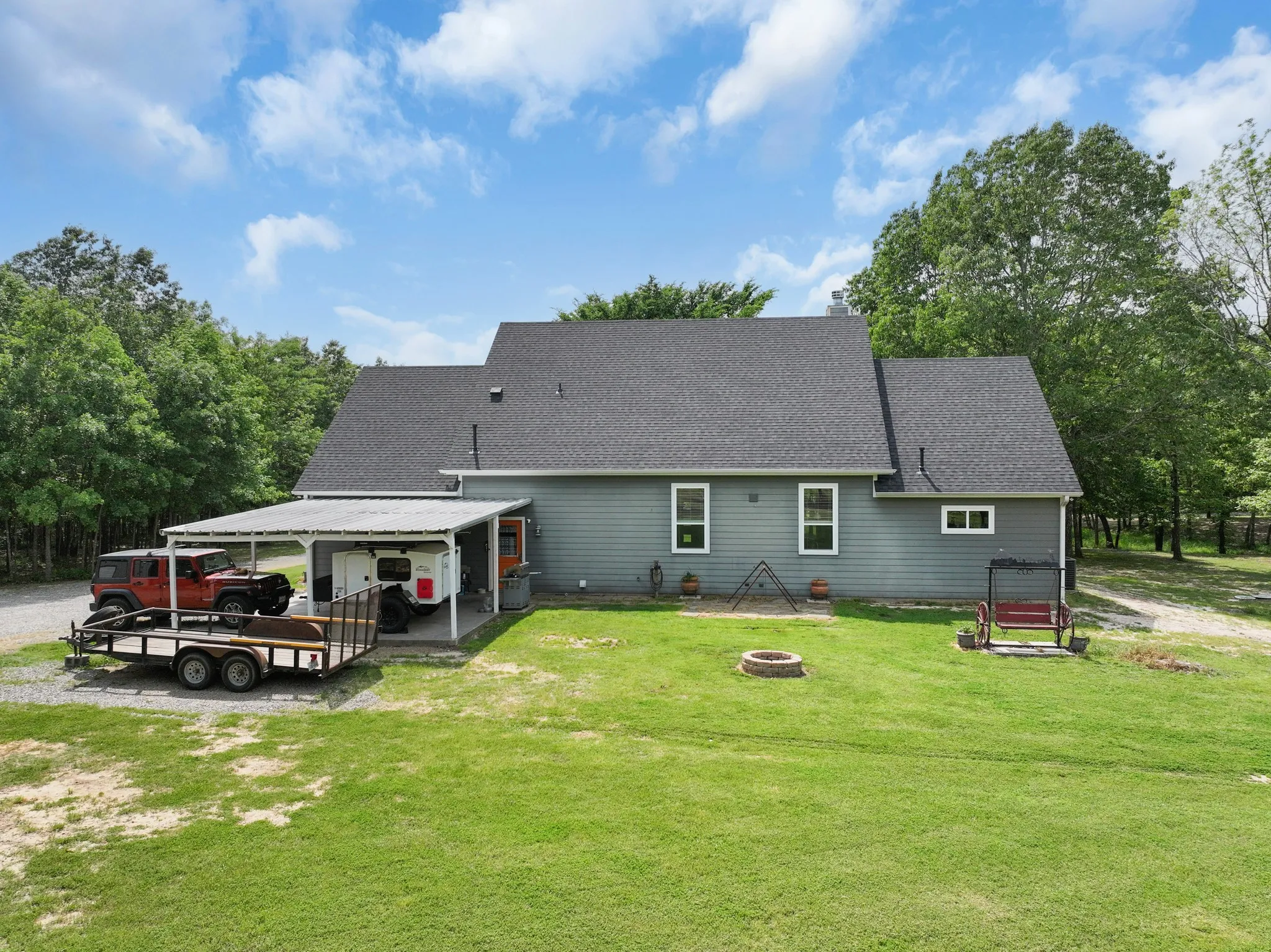 Single Family Residence For Sale in Franklin (TX) County , 2640 County Road 1030 NW, Mount Vernon, Texas 75457, 4 Bedroom, 2 Bathroom, 1 Garage spaces, 3,547 Sqft, built in 2012, mls#21265695, Real Estate Agent in Mount Vernon, Homes For Sale in Franklin (TX) county, Homes For Sale in Mount Vernon, Realtor in Mount Vernon Texas, Real Estate Brokerage Independent Realty Texas, Luminita Cordes Realtor