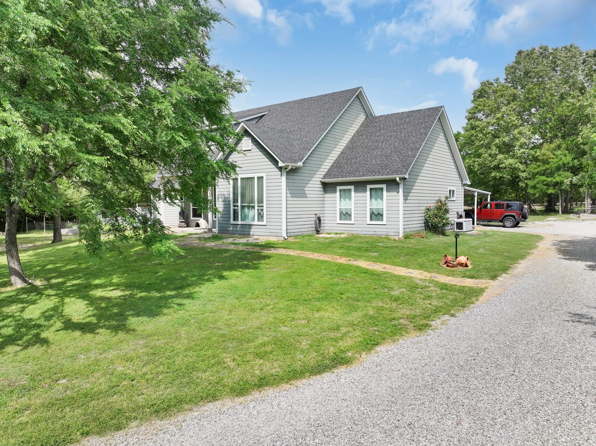 Single Family Residence For Sale in Franklin (TX) County , 2640 County Road 1030 NW, Mount Vernon, Texas 75457, 4 Bedroom, 2 Bathroom, 1 Garage spaces, 3,547 Sqft, built in 2012, mls#21265695, Real Estate Agent in Mount Vernon, Homes For Sale in Franklin (TX) county, Homes For Sale in Mount Vernon, Realtor in Mount Vernon Texas, Real Estate Brokerage Independent Realty Texas, Luminita Cordes Realtor