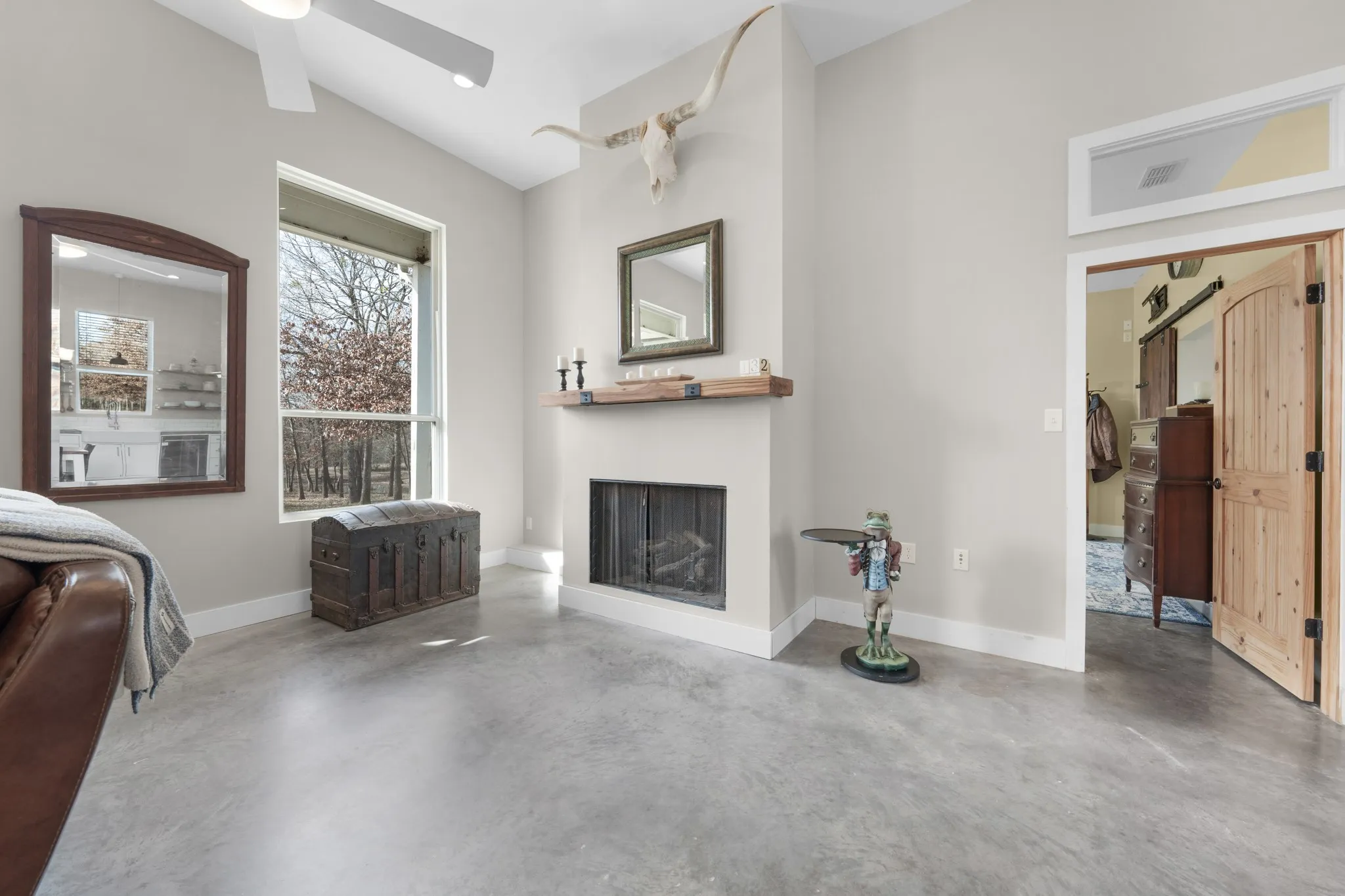 Single Family Residence For Sale in Franklin (TX) County , 2640 County Road 1030 NW, Mount Vernon, Texas 75457, 4 Bedroom, 2 Bathroom, 1 Garage spaces, 3,547 Sqft, built in 2012, mls#21265695, Real Estate Agent in Mount Vernon, Homes For Sale in Franklin (TX) county, Homes For Sale in Mount Vernon, Realtor in Mount Vernon Texas, Real Estate Brokerage Independent Realty Texas, Luminita Cordes Realtor