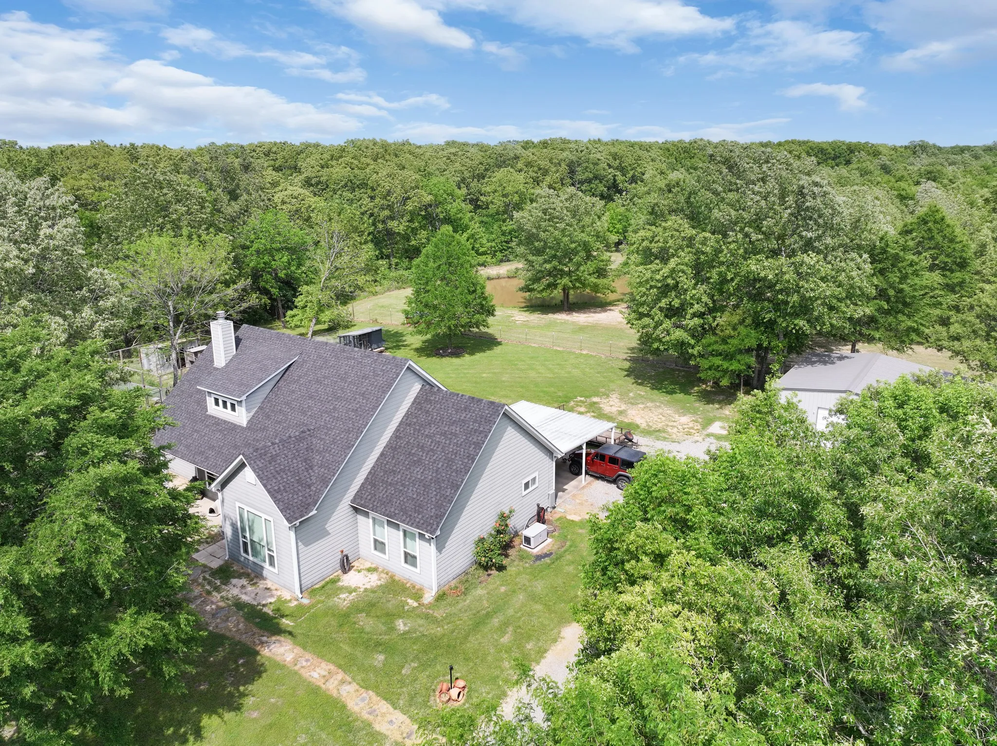 Single Family Residence For Sale in Franklin (TX) County , 2640 County Road 1030 NW, Mount Vernon, Texas 75457, 4 Bedroom, 2 Bathroom, 1 Garage spaces, 3,547 Sqft, built in 2012, mls#21265695, Real Estate Agent in Mount Vernon, Homes For Sale in Franklin (TX) county, Homes For Sale in Mount Vernon, Realtor in Mount Vernon Texas, Real Estate Brokerage Independent Realty Texas, Luminita Cordes Realtor