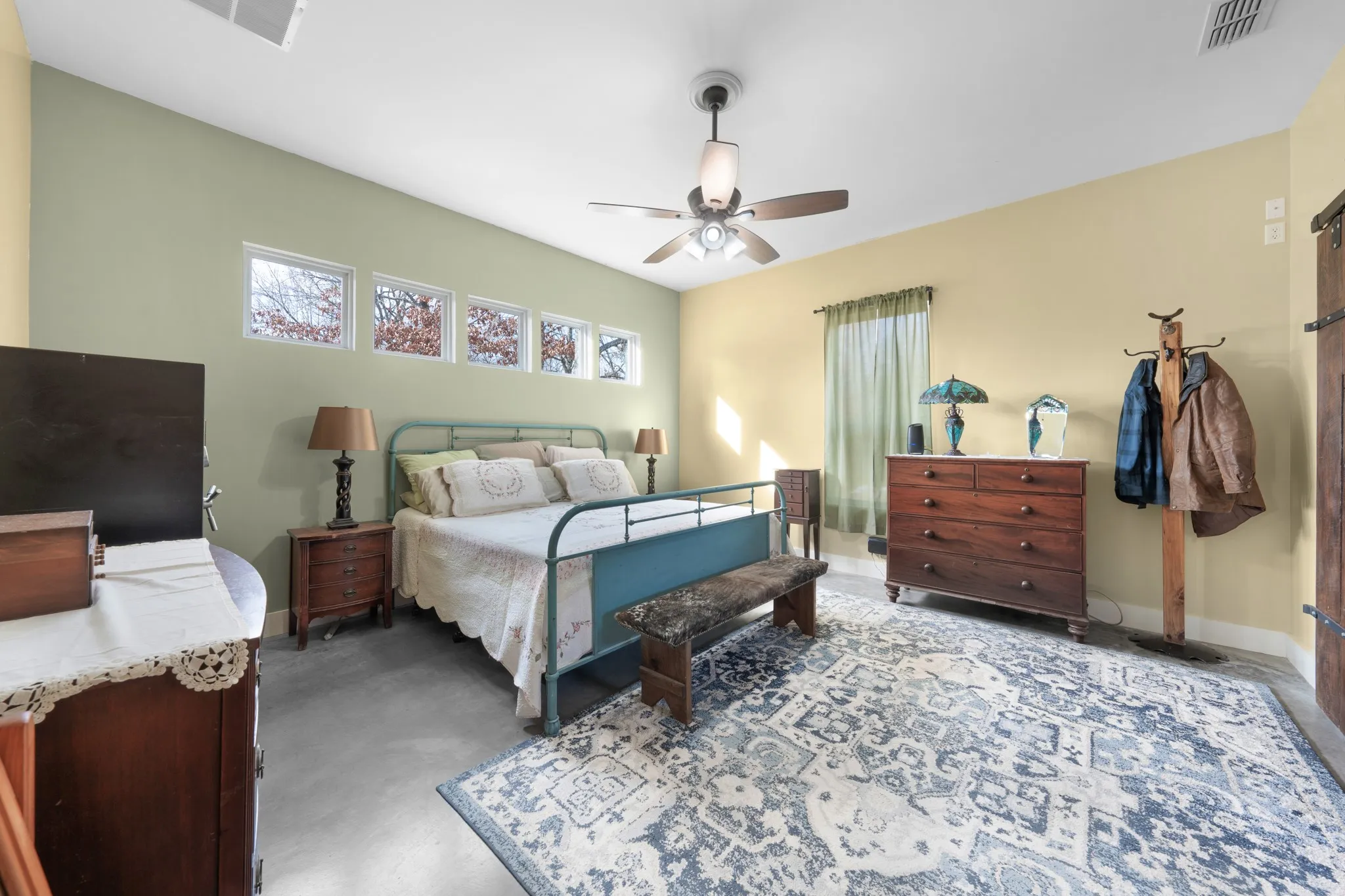 Single Family Residence For Sale in Franklin (TX) County , 2640 County Road 1030 NW, Mount Vernon, Texas 75457, 4 Bedroom, 2 Bathroom, 1 Garage spaces, 3,547 Sqft, built in 2012, mls#21265695, Real Estate Agent in Mount Vernon, Homes For Sale in Franklin (TX) county, Homes For Sale in Mount Vernon, Realtor in Mount Vernon Texas, Real Estate Brokerage Independent Realty Texas, Luminita Cordes Realtor